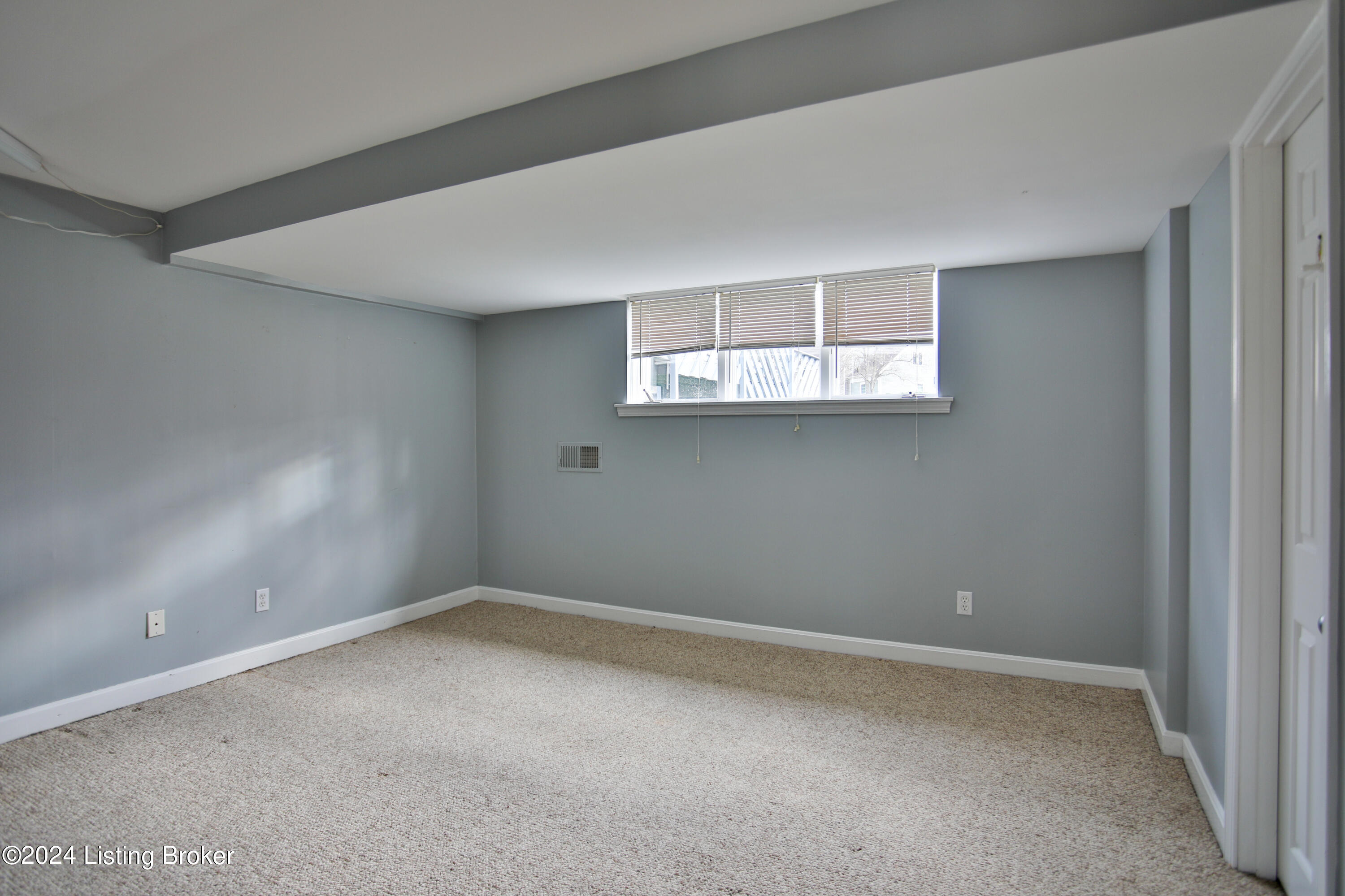6901 Timber Bluff Ct Property Photo 17