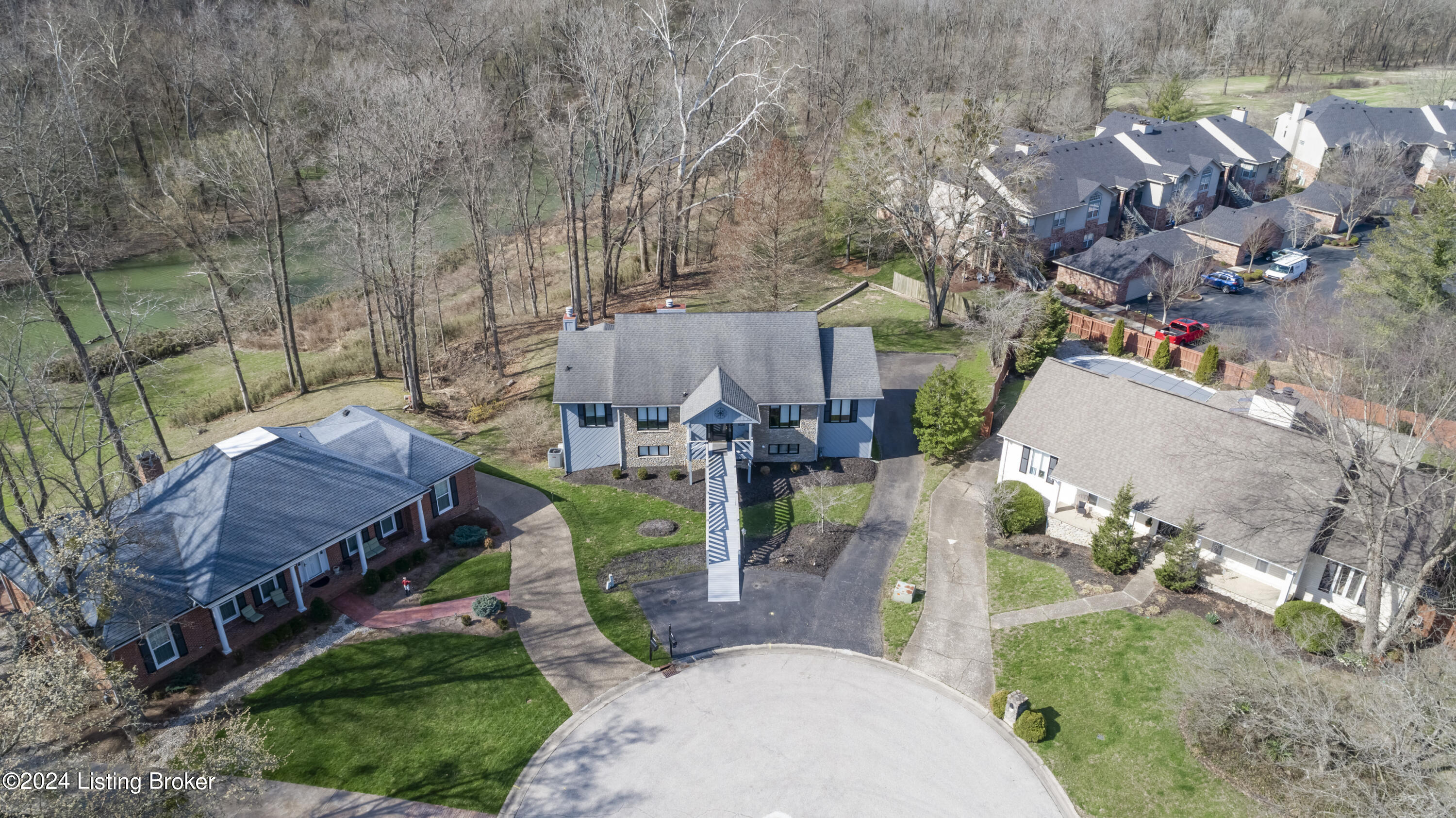 6901 Timber Bluff Ct Property Photo 33