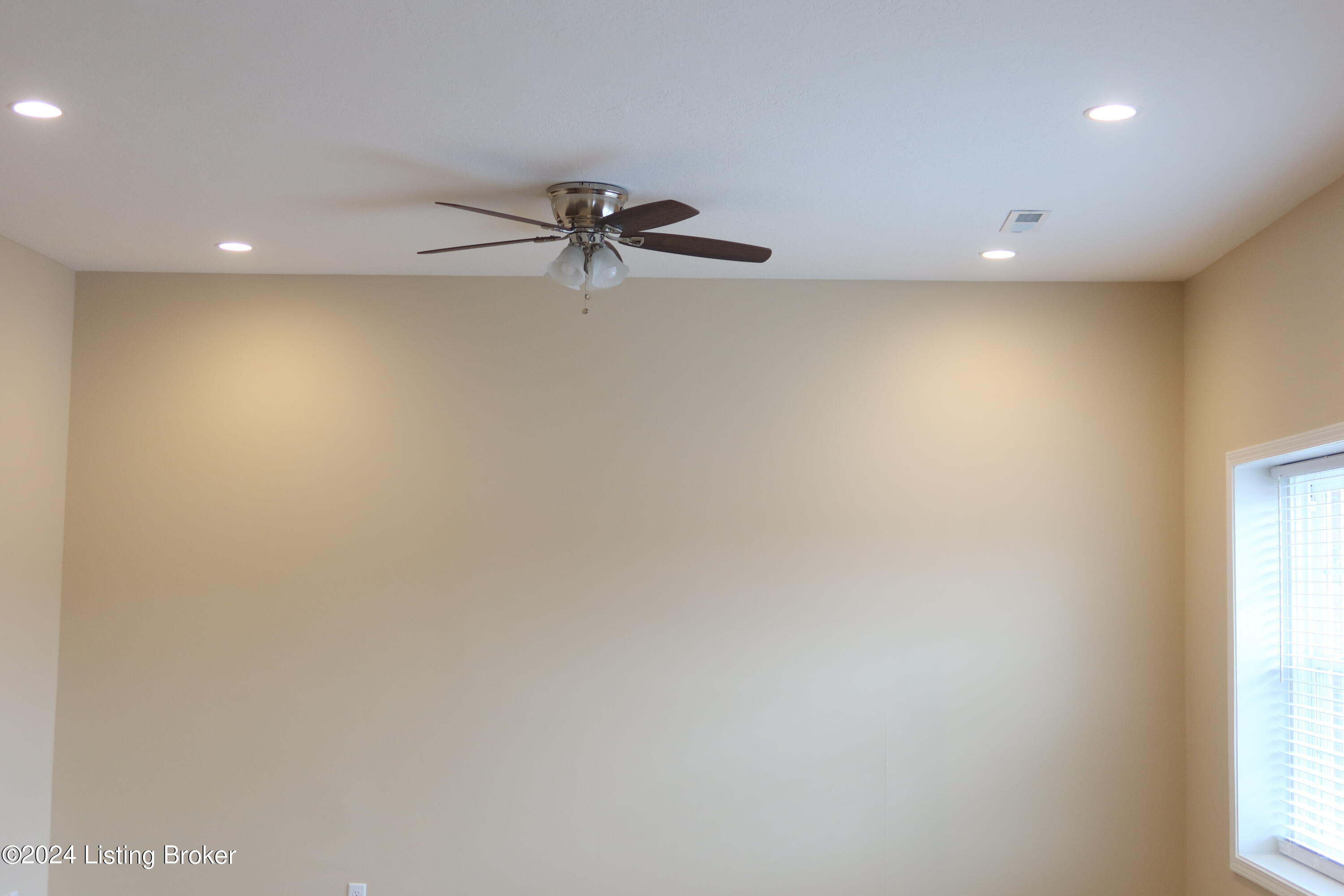 118 Peonia Rd Property Photo 9
