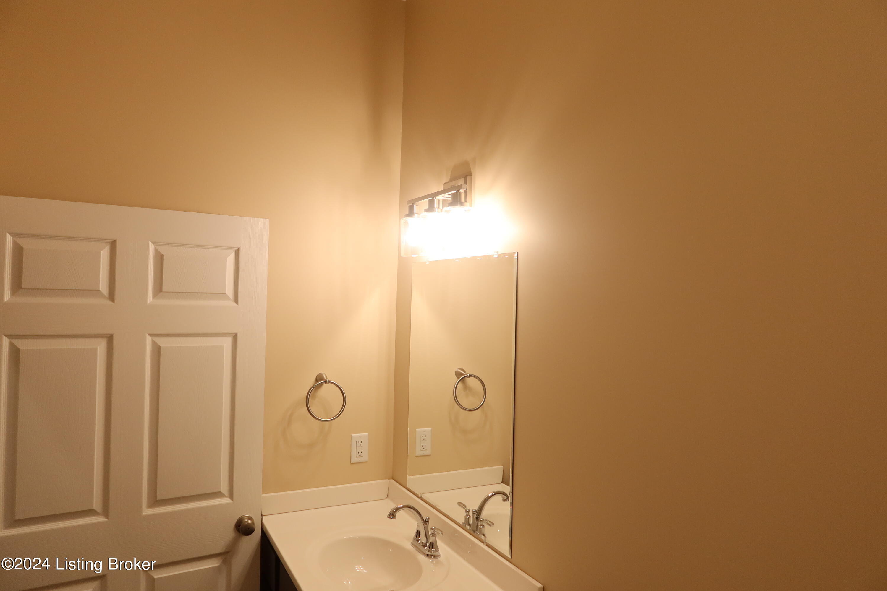 118 Peonia Rd Property Photo 28