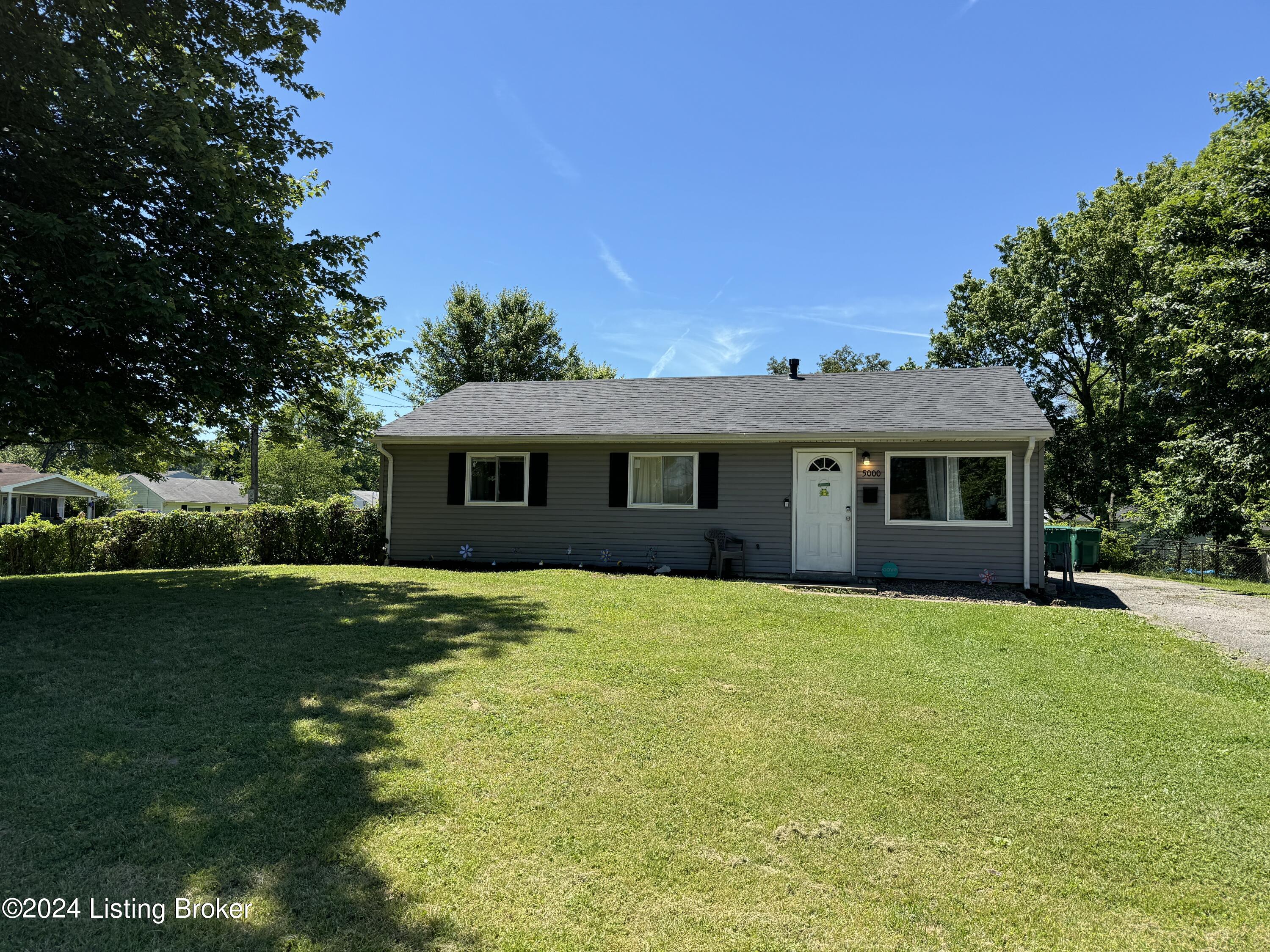 5000 Ventura Dr Property Photo 1