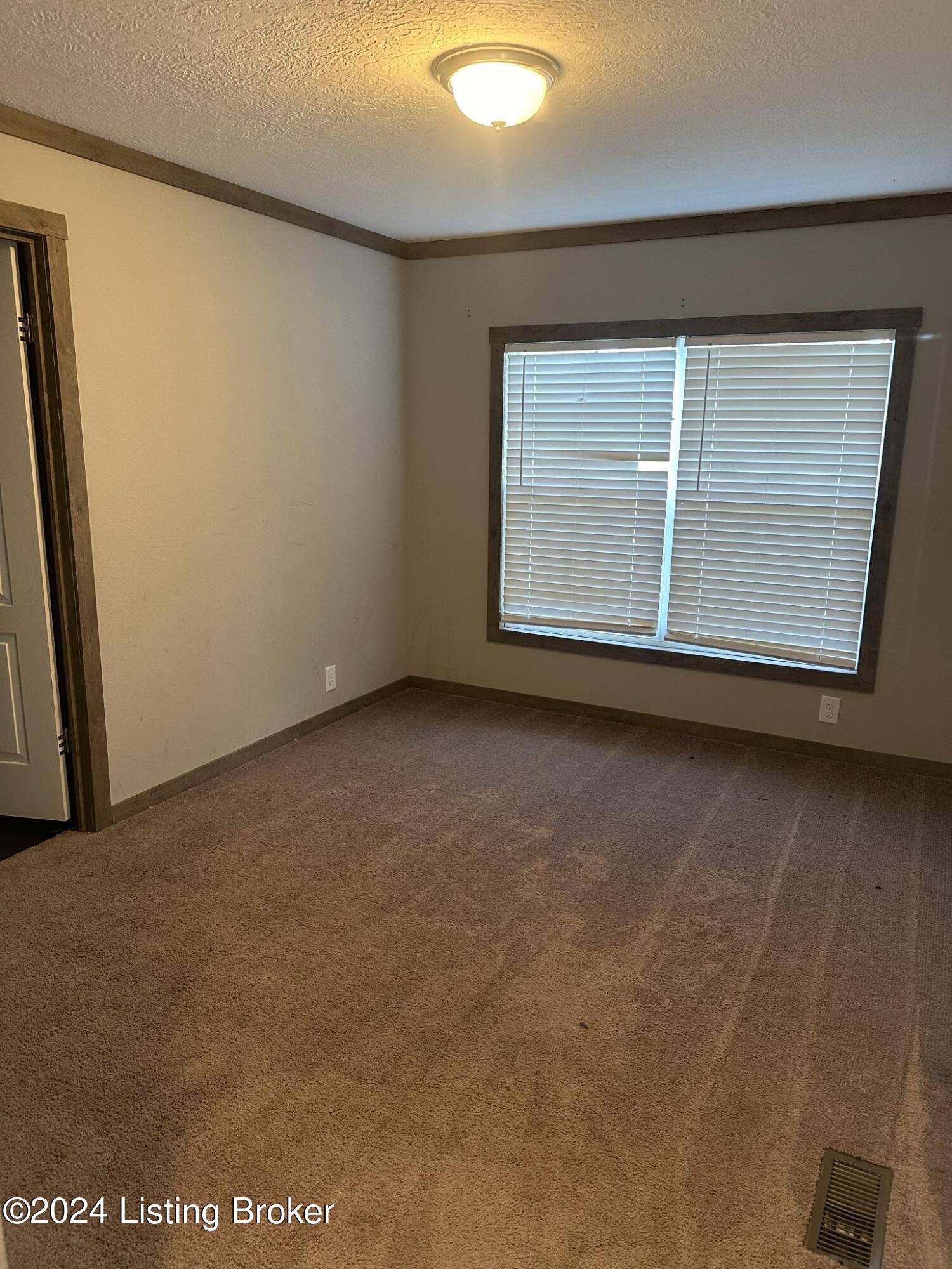 259 Burgandy Ln Property Photo 9