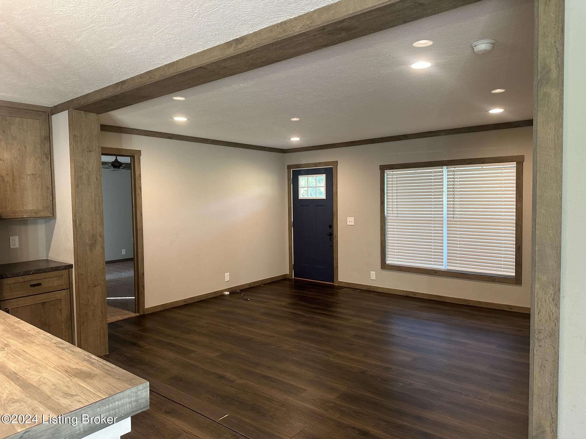 259 Burgandy Ln Property Photo 11