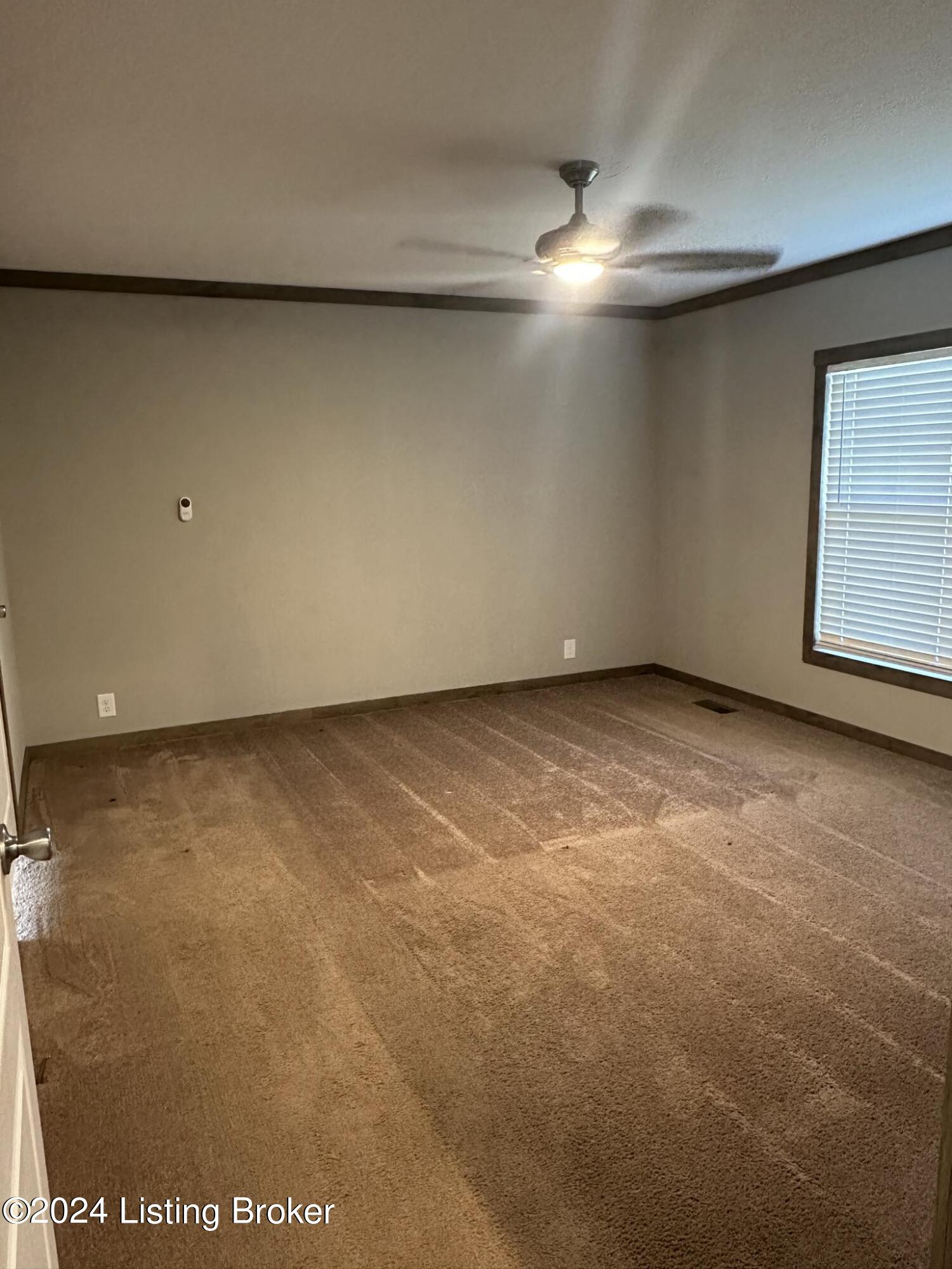 259 Burgandy Ln Property Photo 12