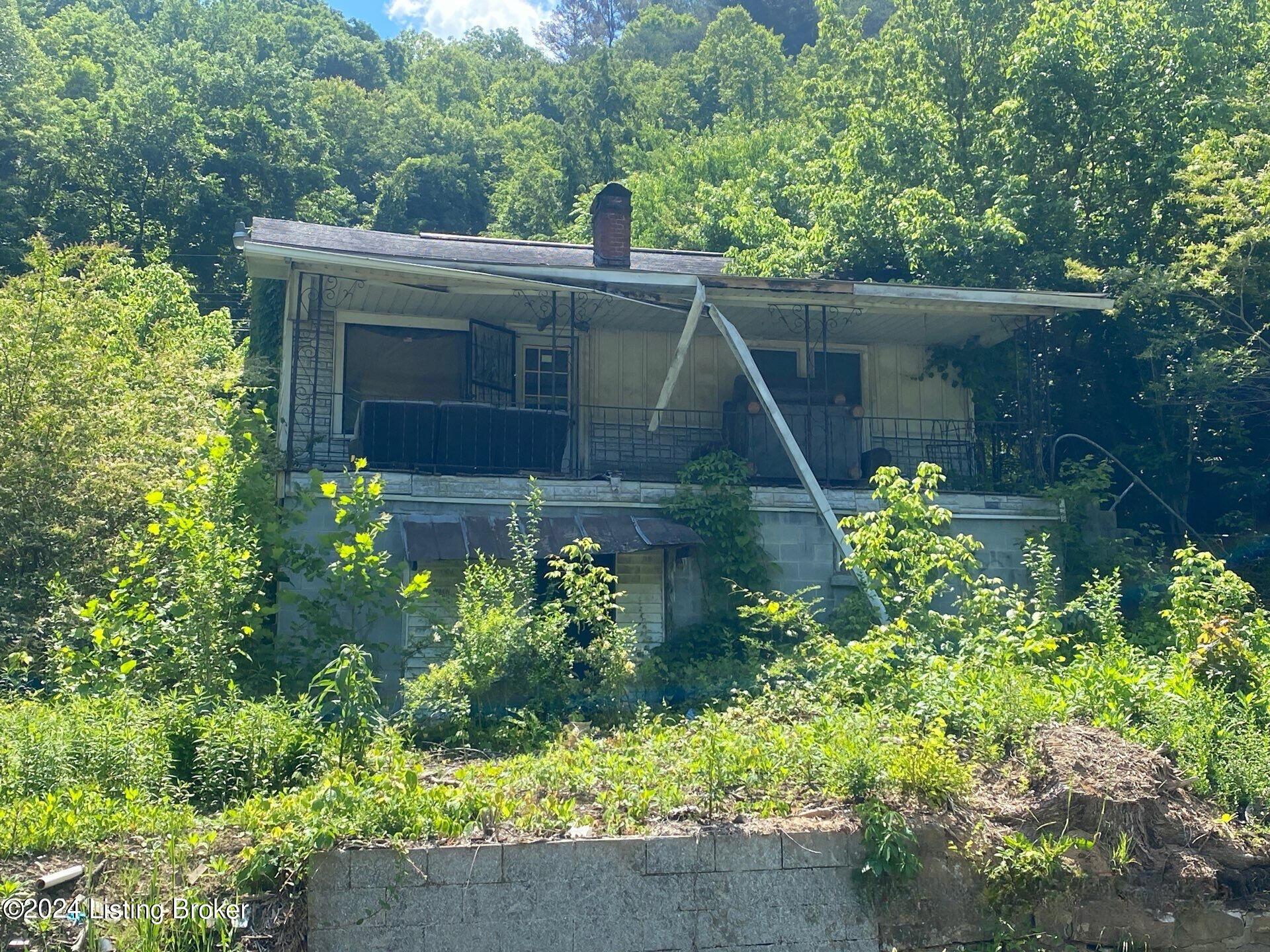 2871 W Highway 72 Property Photo 1