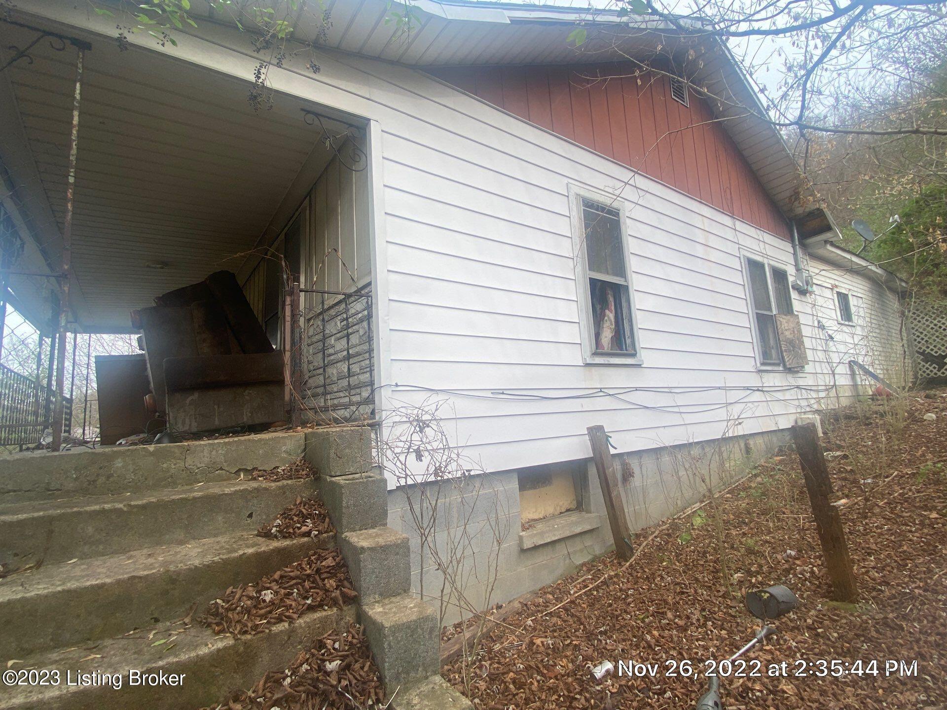 2871 W Highway 72 Property Photo 4