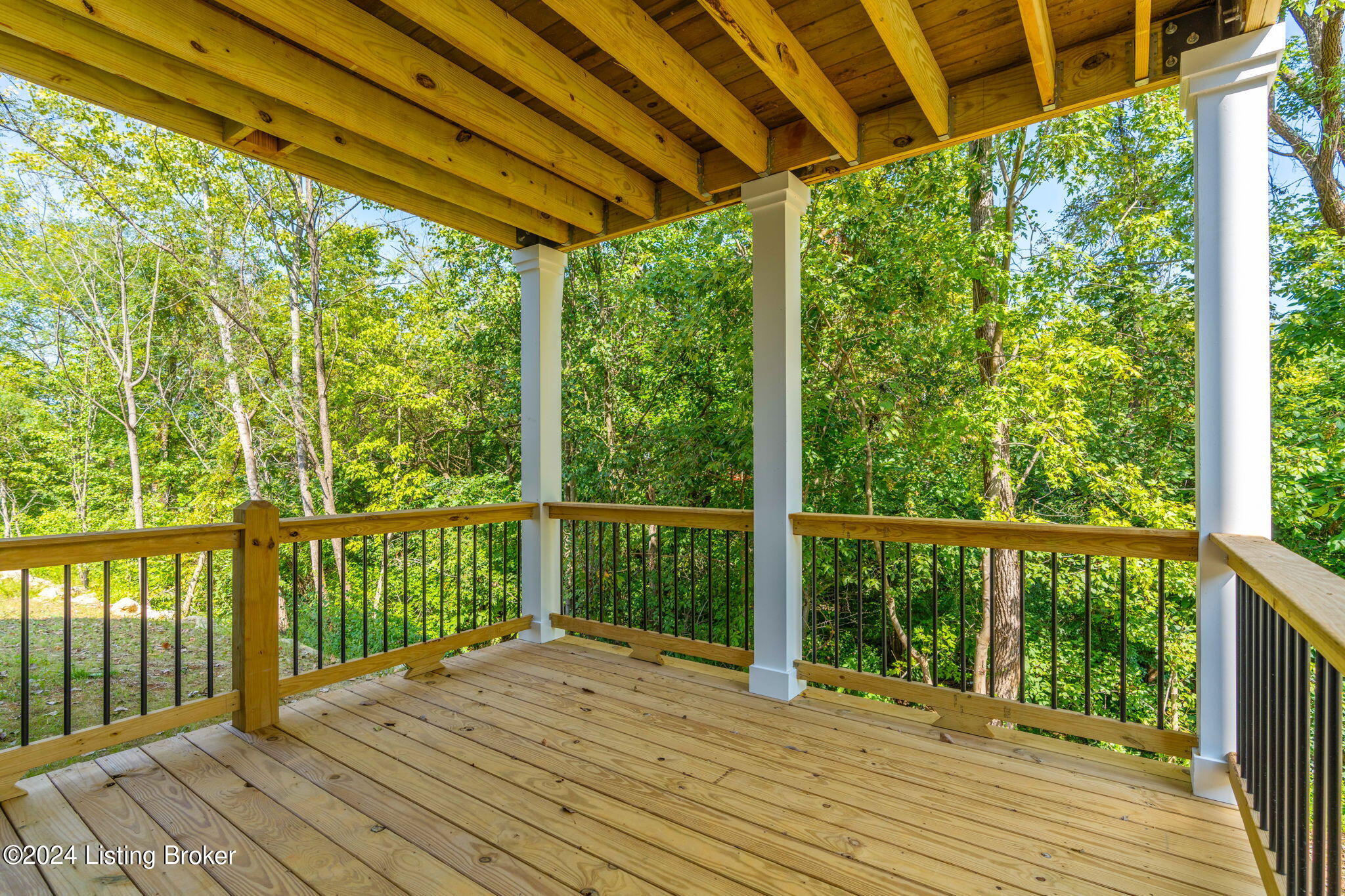 6714 Hypoint Ridge Rd Property Photo 6