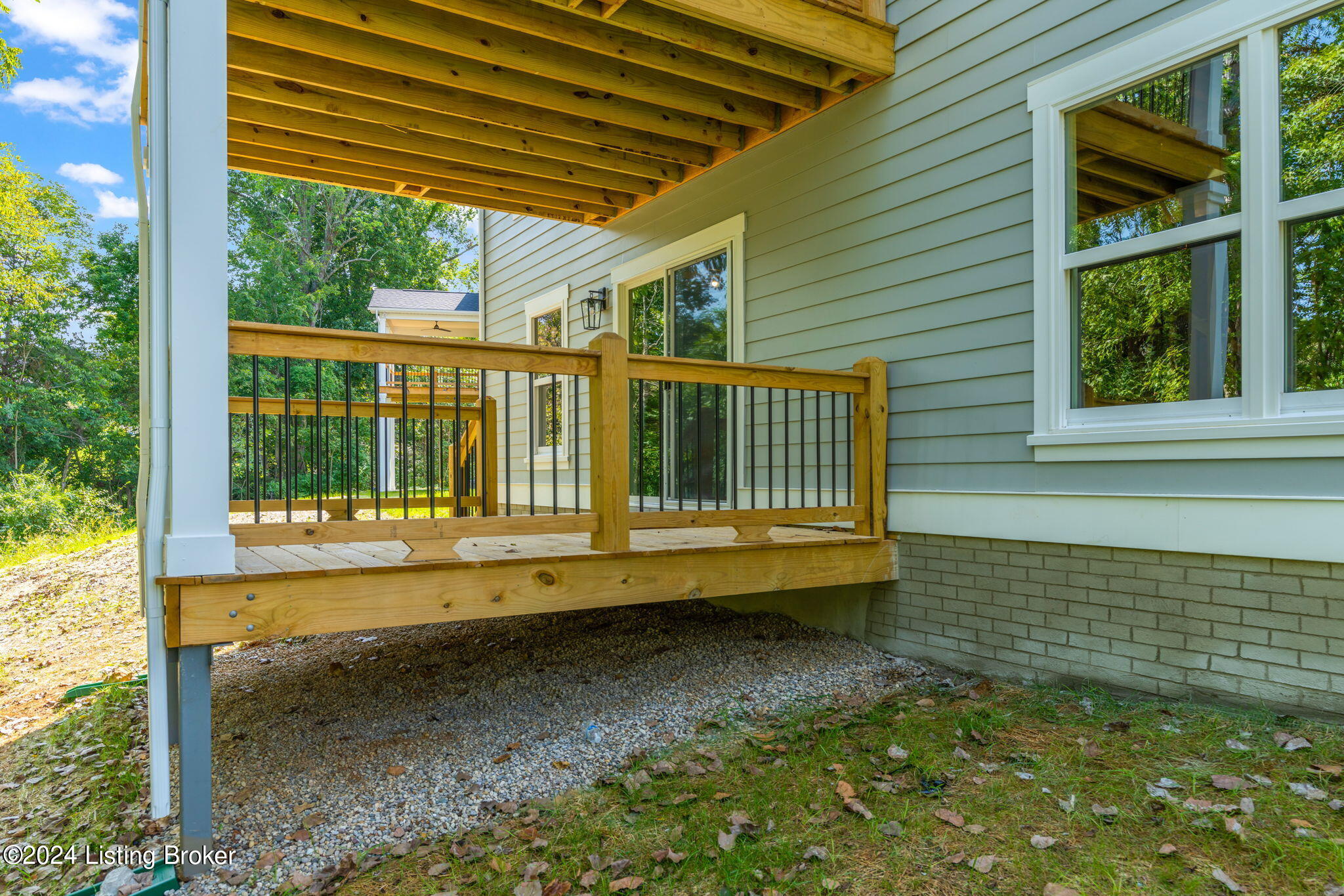 6714 Hypoint Ridge Rd Property Photo 8