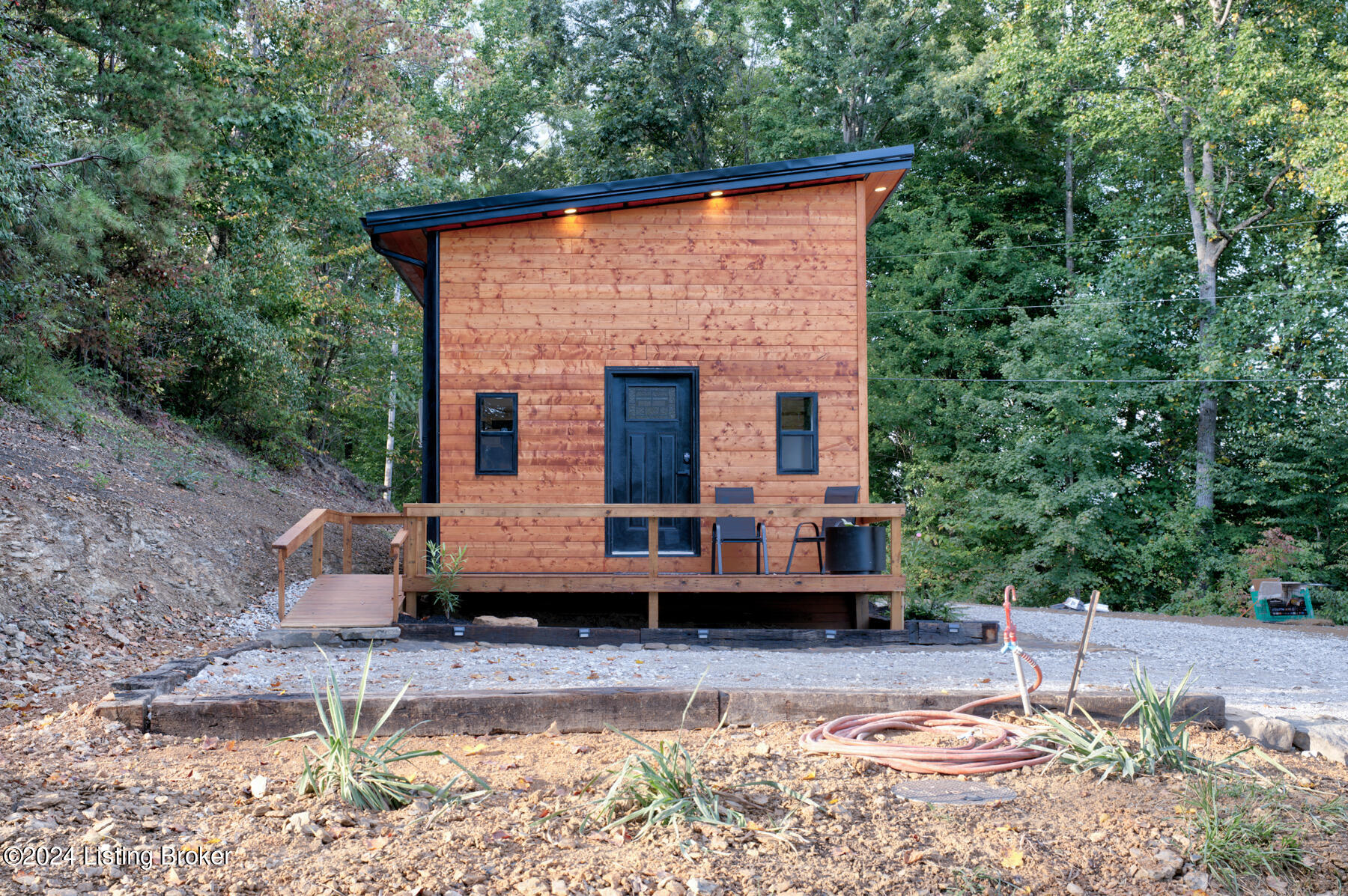 576 Pine Grove Rd Property Photo 13