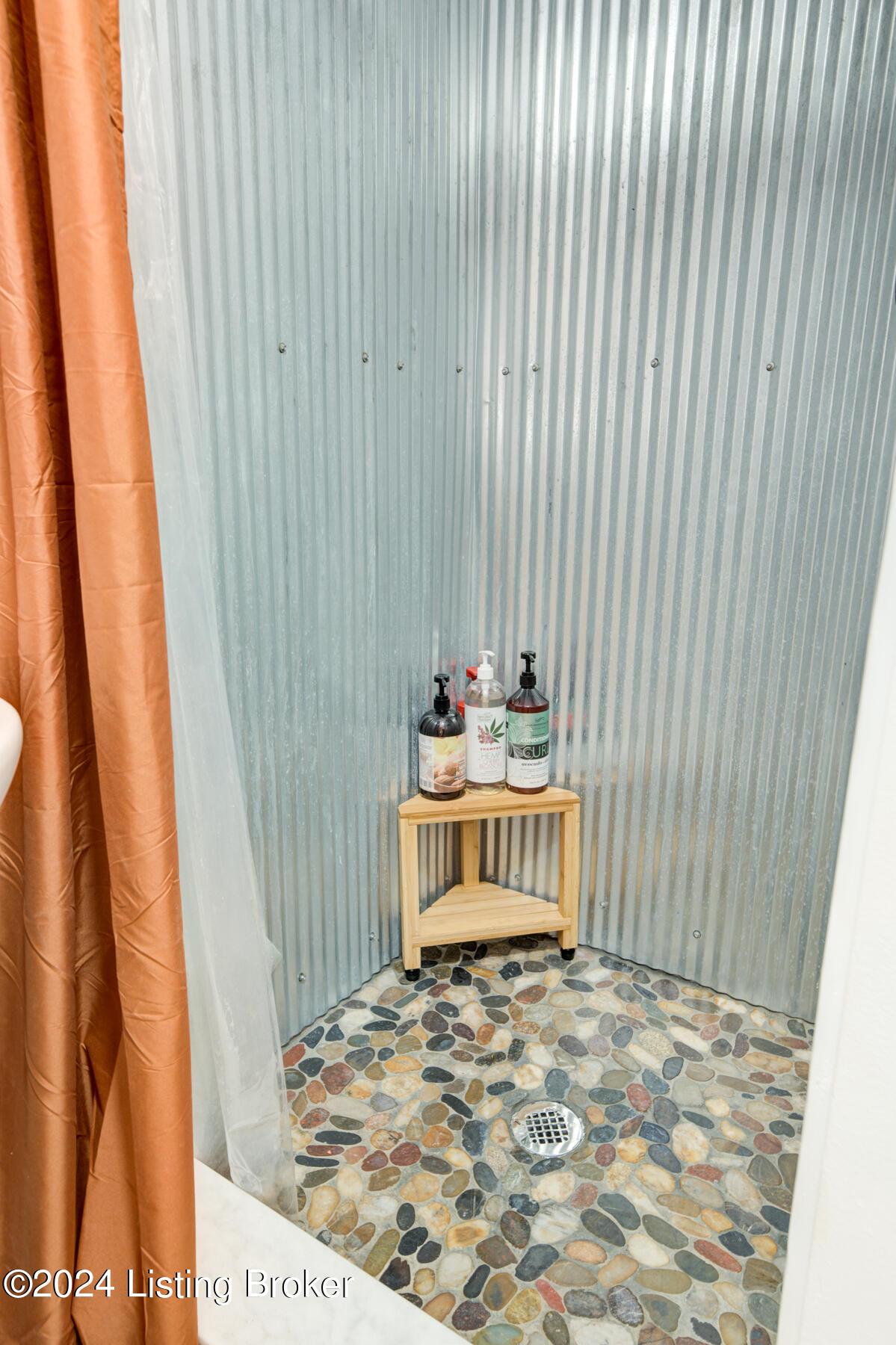 576 Pine Grove Rd Property Photo 32