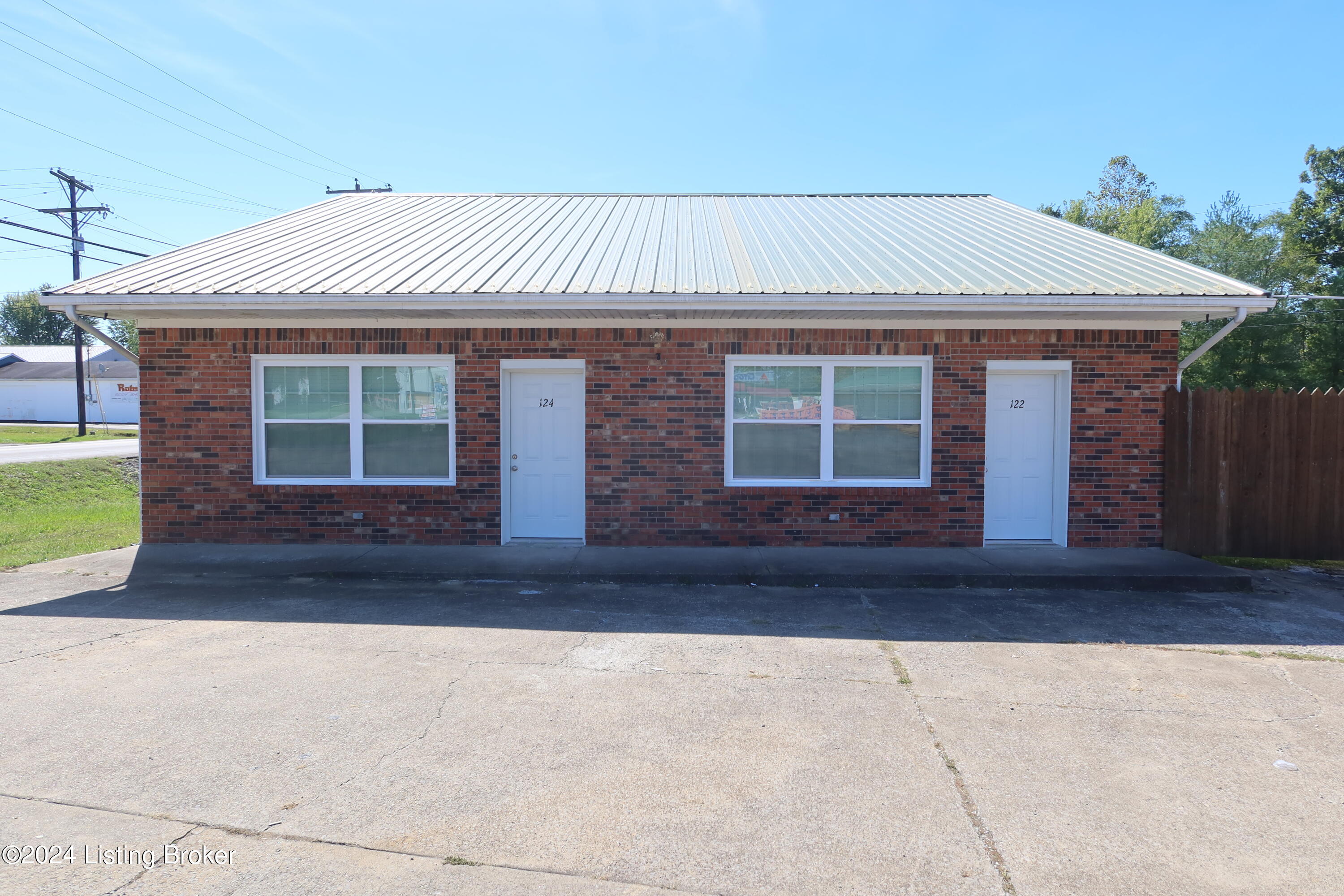 110 Peonia Rd Property Photo 1