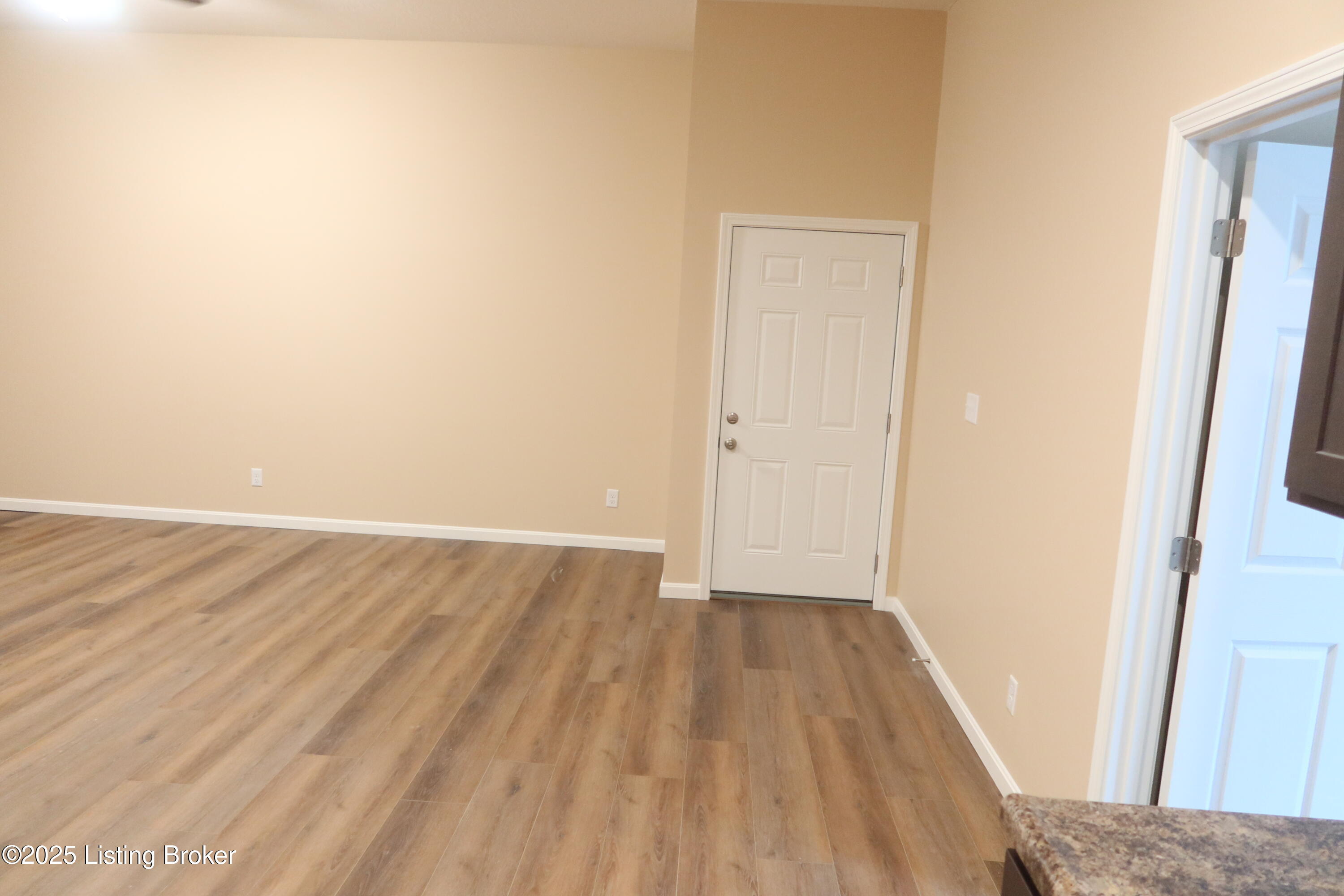 106 Peonia Rd Property Photo 12