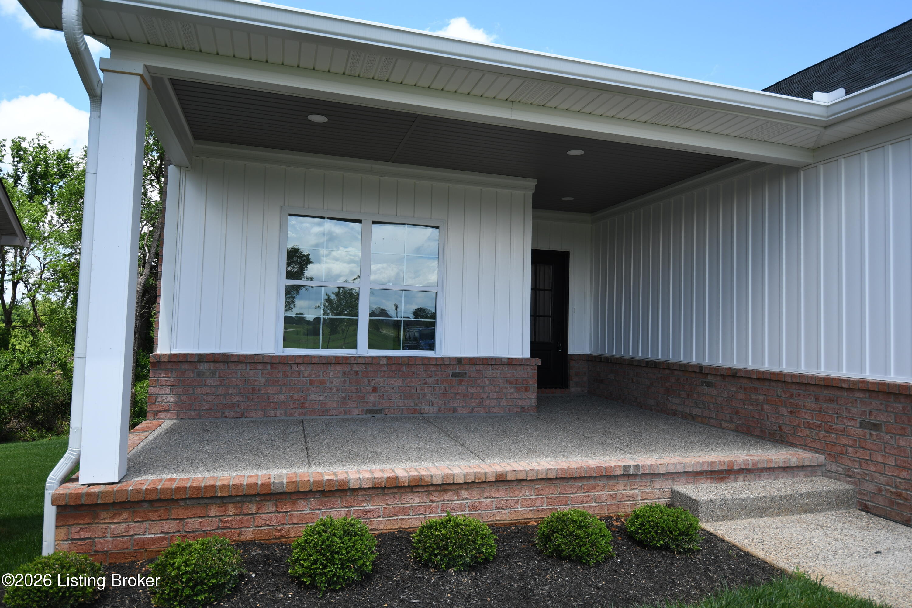 118 Spangler Pl Property Photo 2