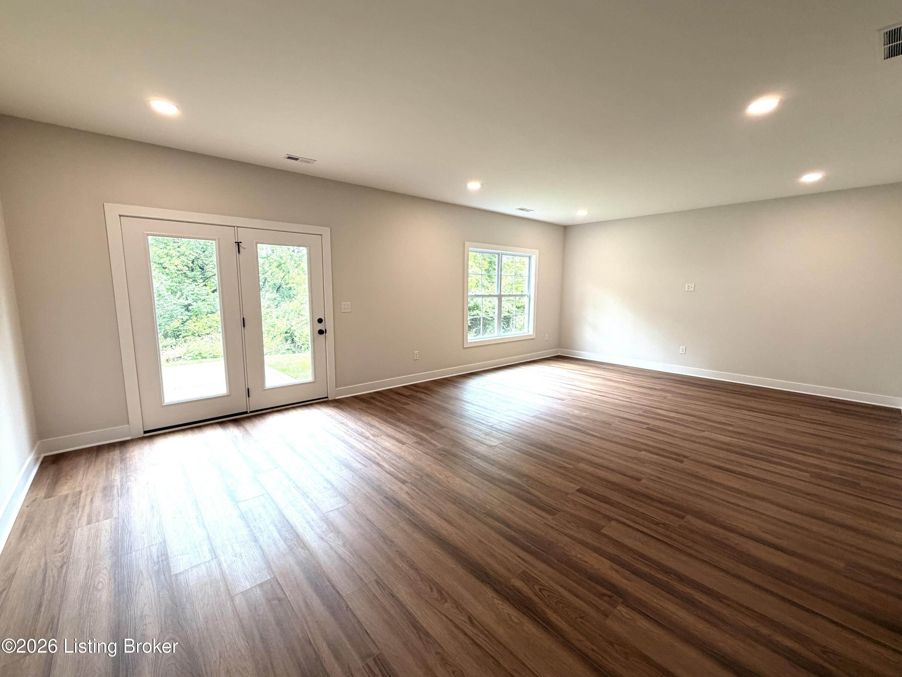 118 Spangler Pl Property Photo 27