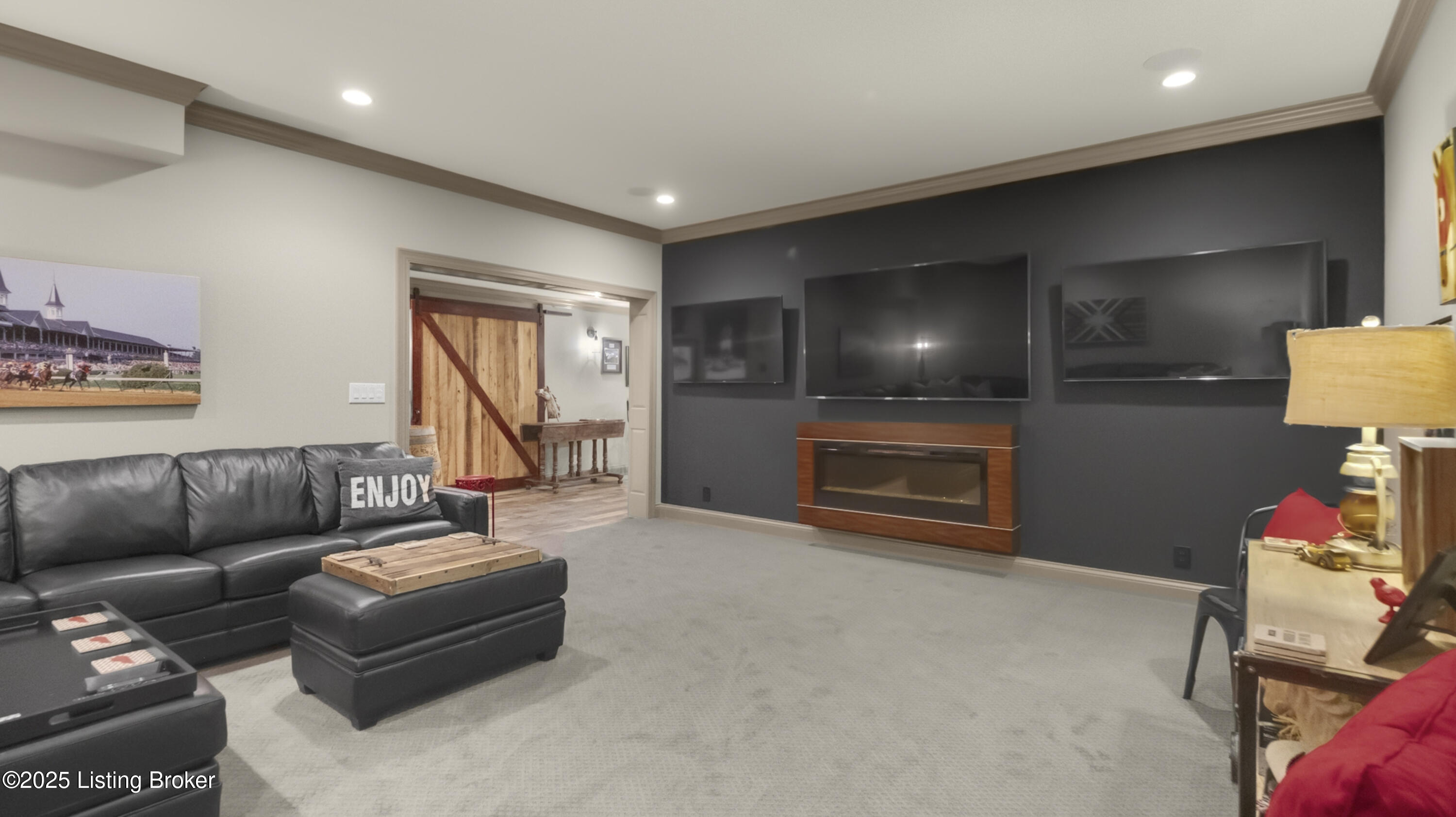8909 Dolls Eyes St Property Photo 42