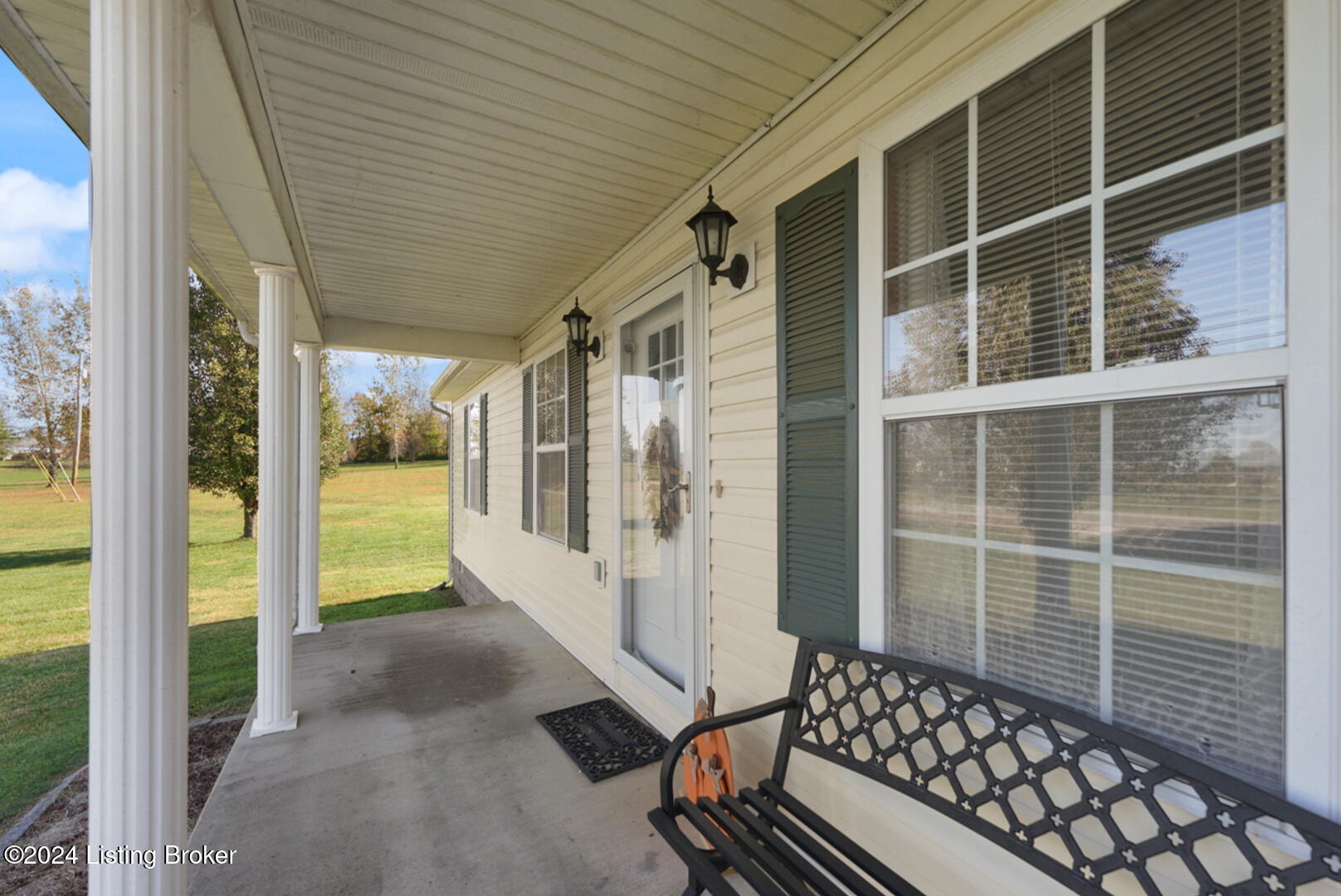 423 Cherry Blossom Dr Property Photo 3