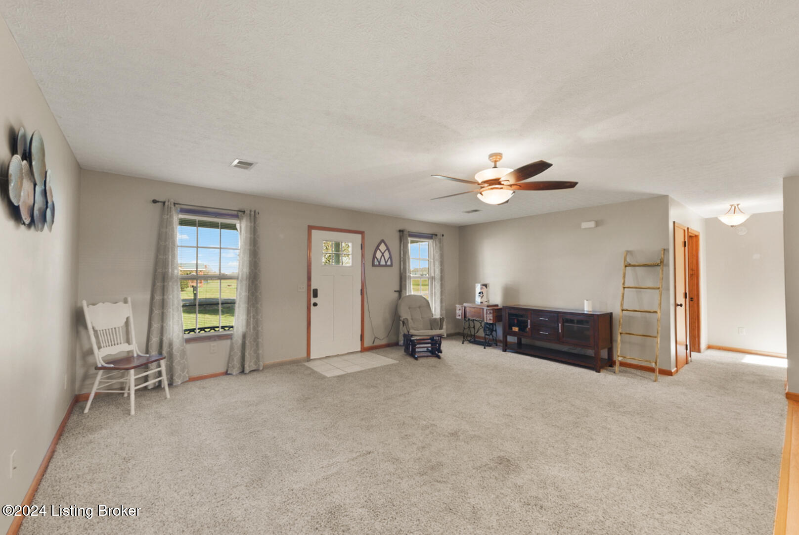 423 Cherry Blossom Dr Property Photo 15