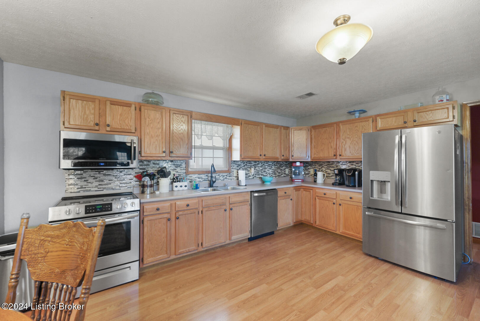 423 Cherry Blossom Dr Property Photo 22