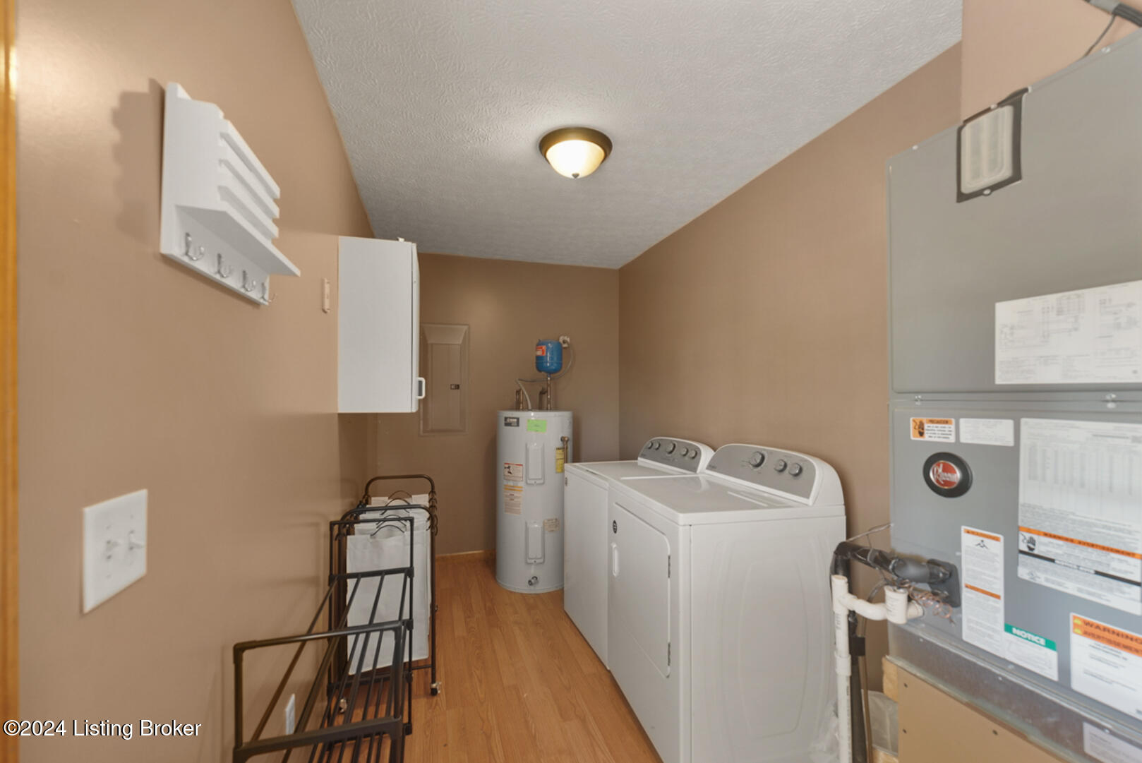 423 Cherry Blossom Dr Property Photo 34