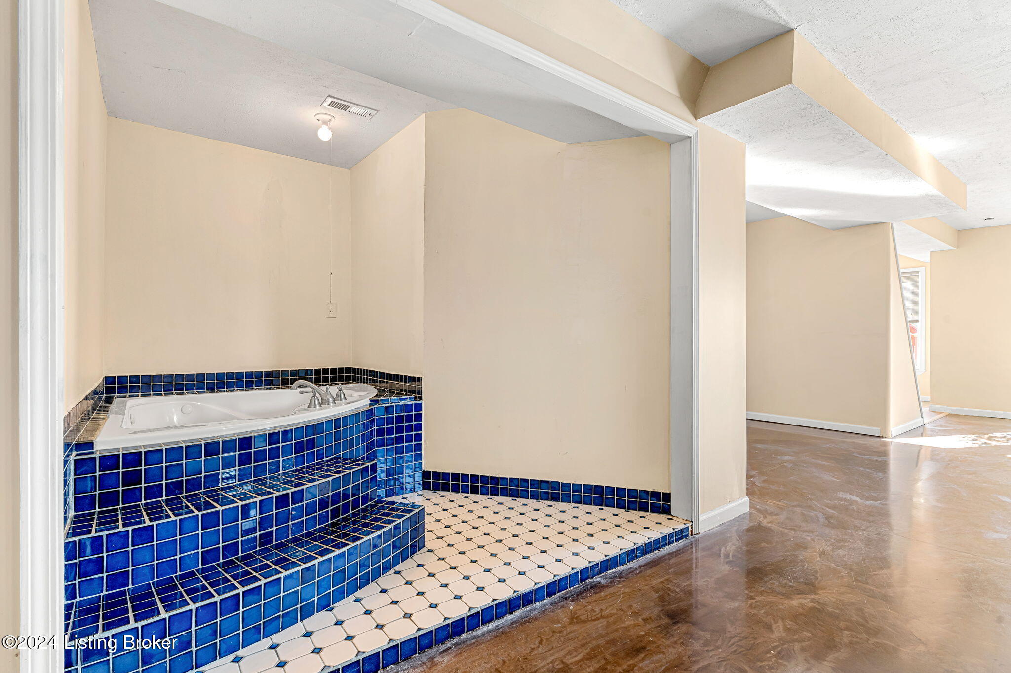 7702 Willow Bend Dr Property Photo 46