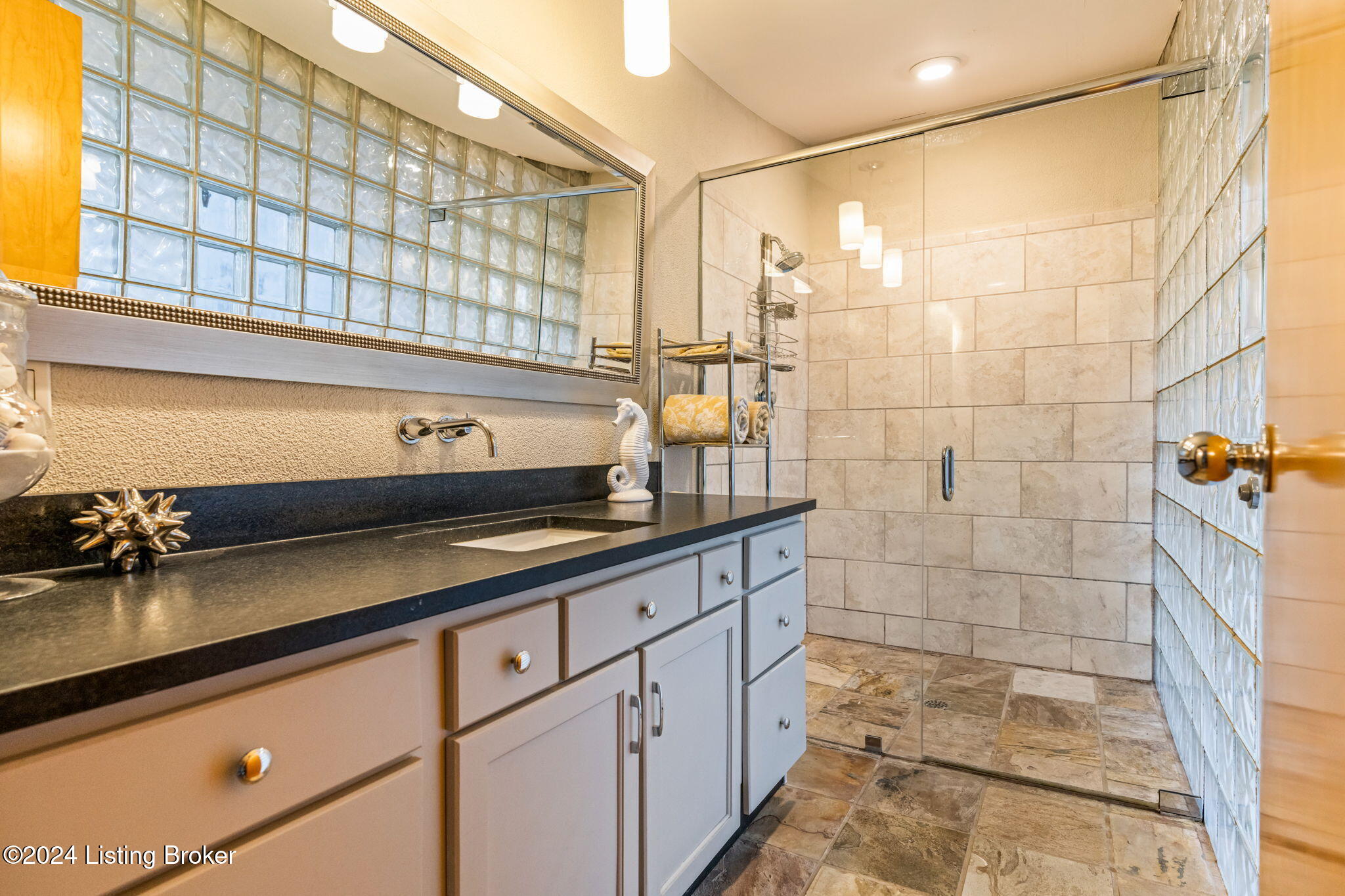 4170 Stewart Ln Property Photo 82