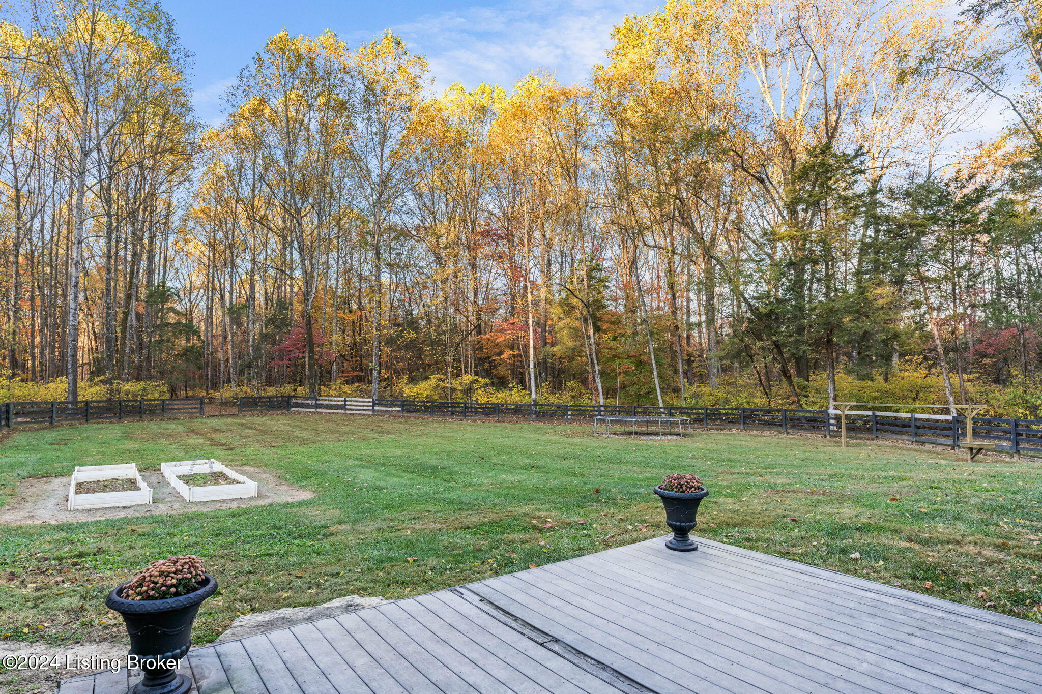 4170 Stewart Ln Property Photo 95