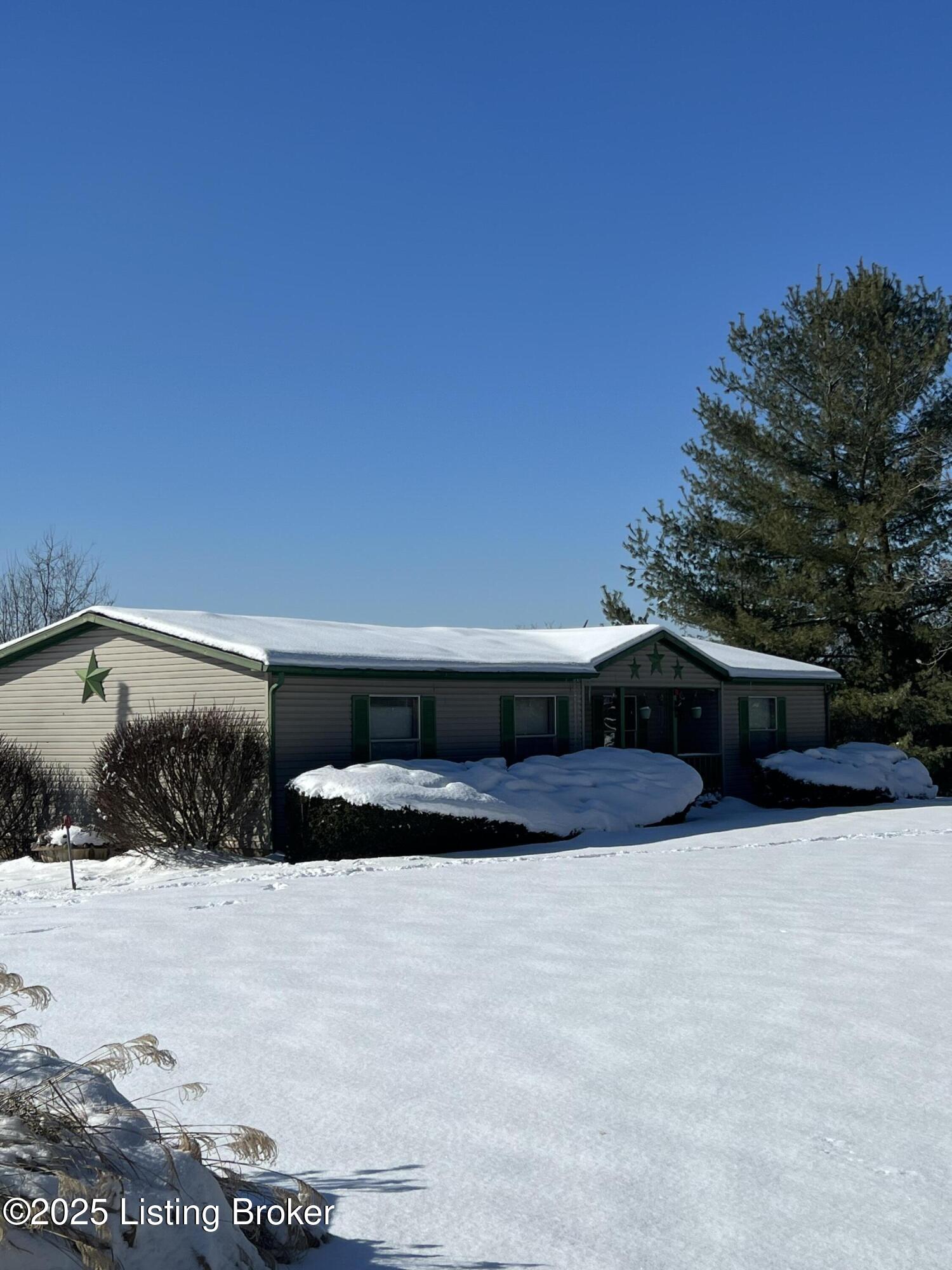 922 Sharon Rd Property Photo 8