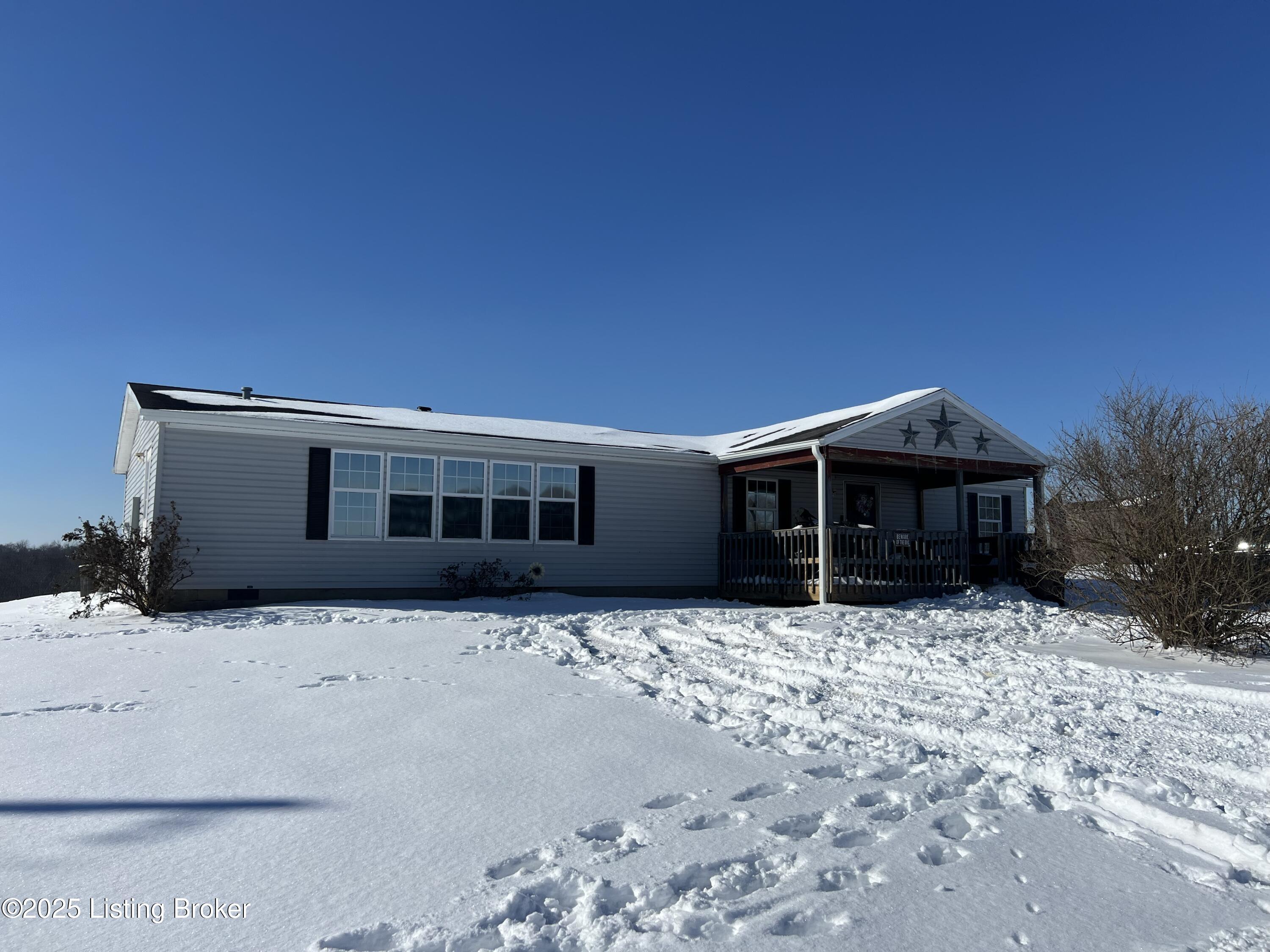 922 Sharon Rd Property Photo 9