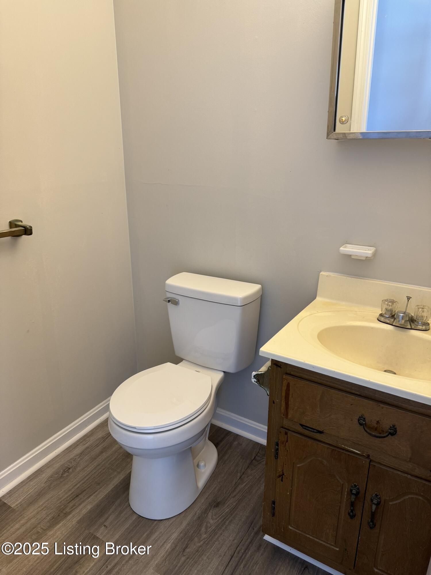 2921 Crockett Ct Property Photo 24
