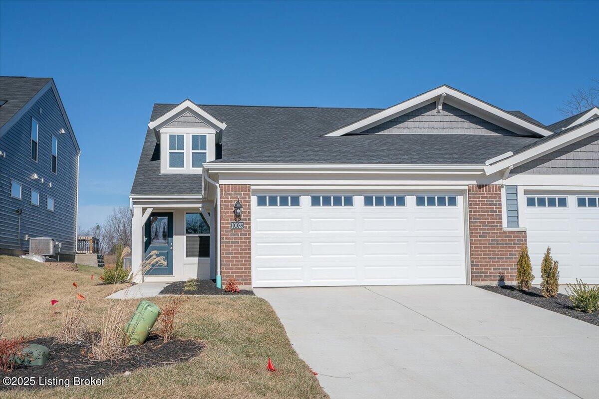 10025 Windcrest Farms Ln Property Photo 1