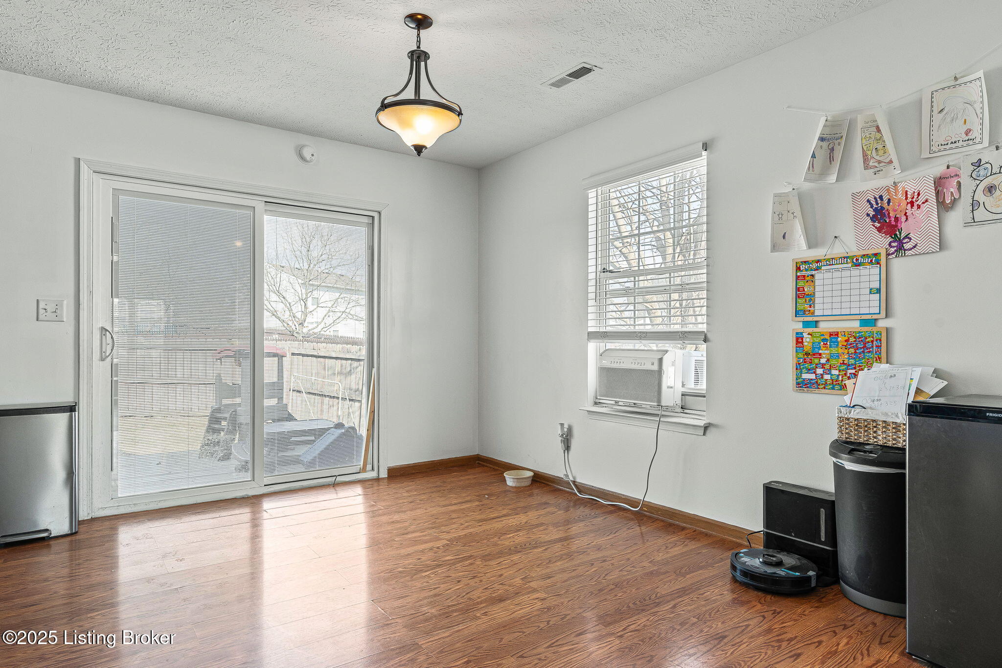 1213 Cedar Springs Pkwy Property Photo 7