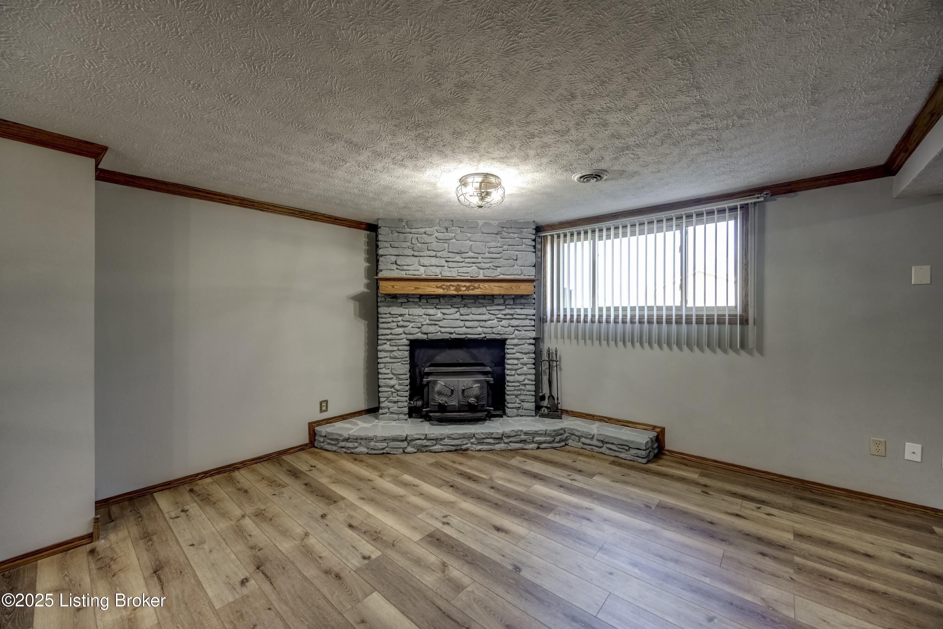 292 Hillwood Dr Property Photo 41