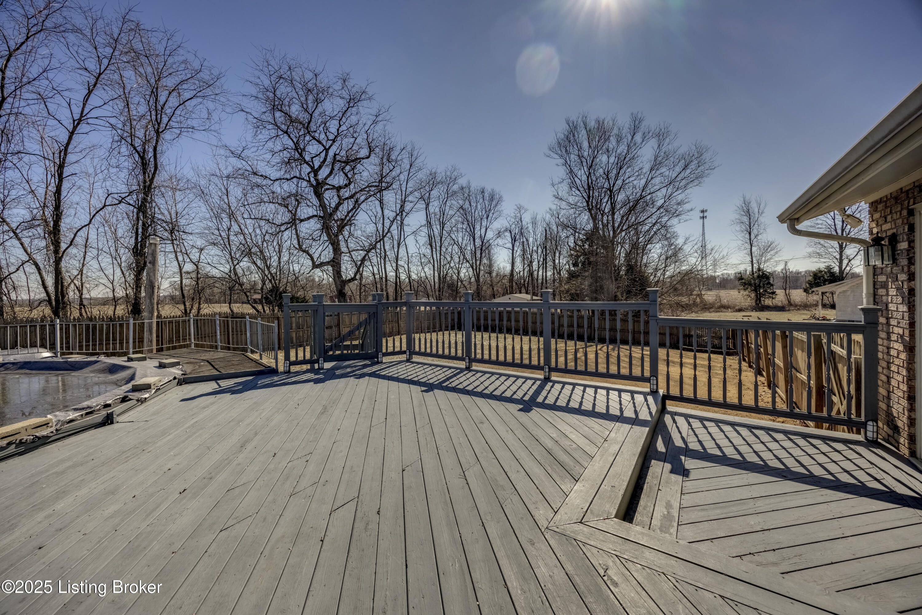 292 Hillwood Dr Property Photo 45