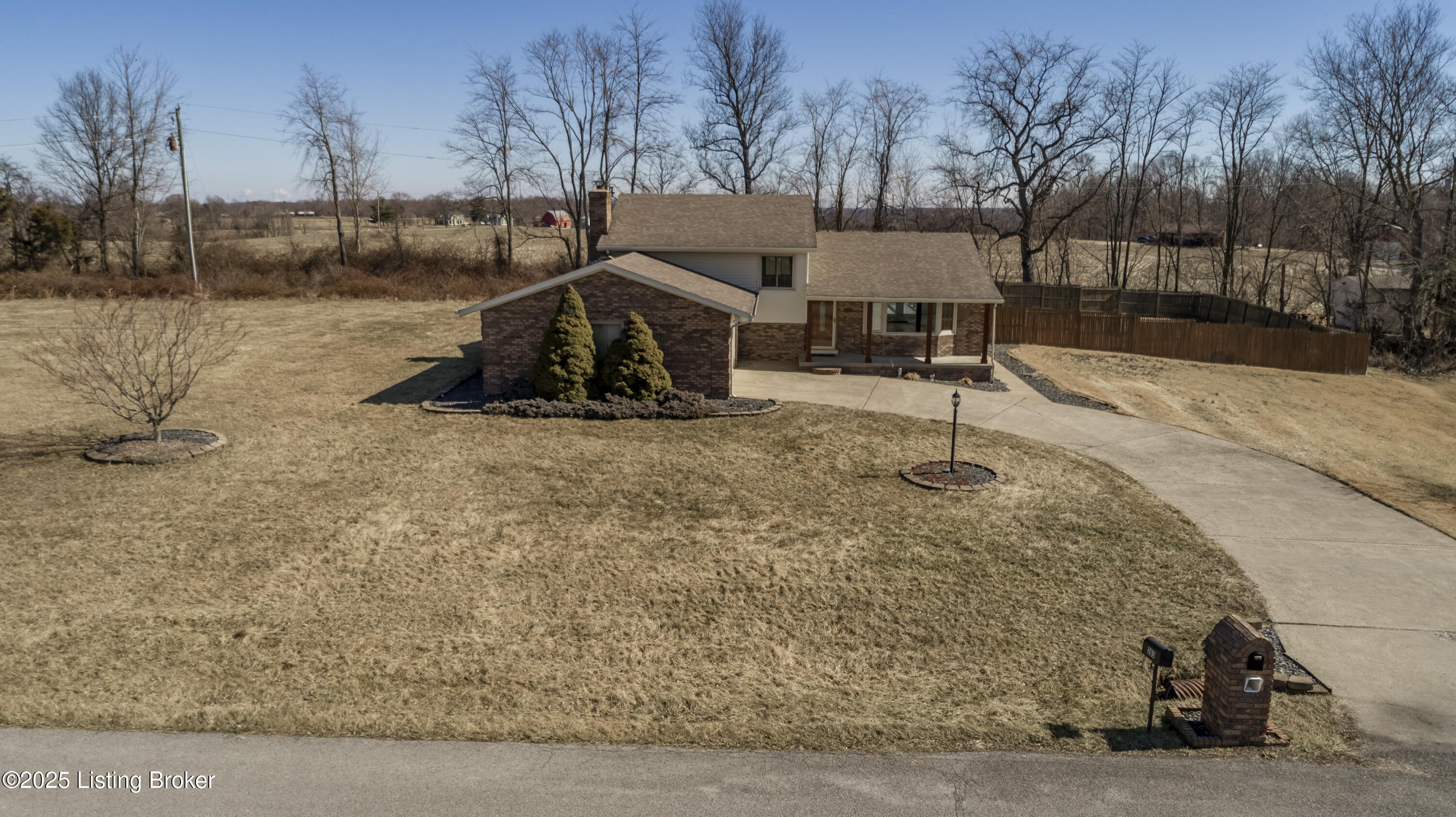 292 Hillwood Dr Property Photo 58