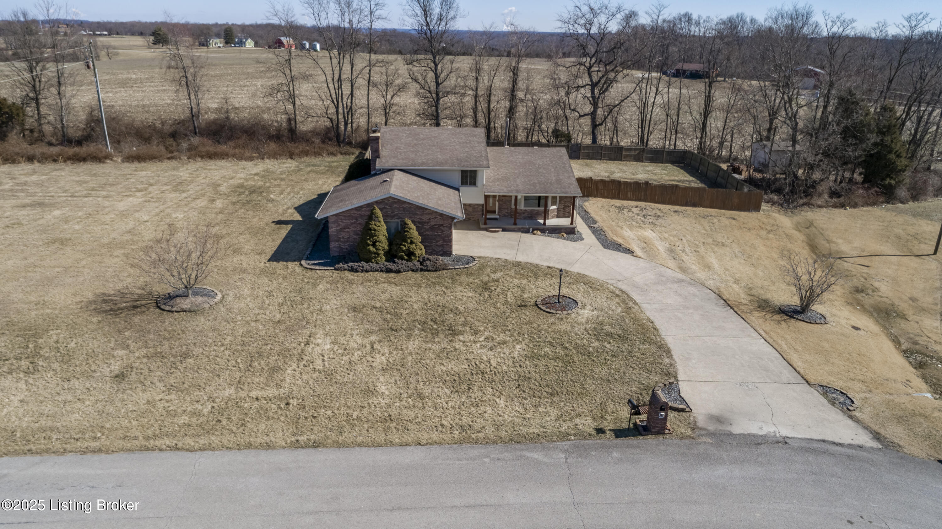 292 Hillwood Dr Property Photo 59