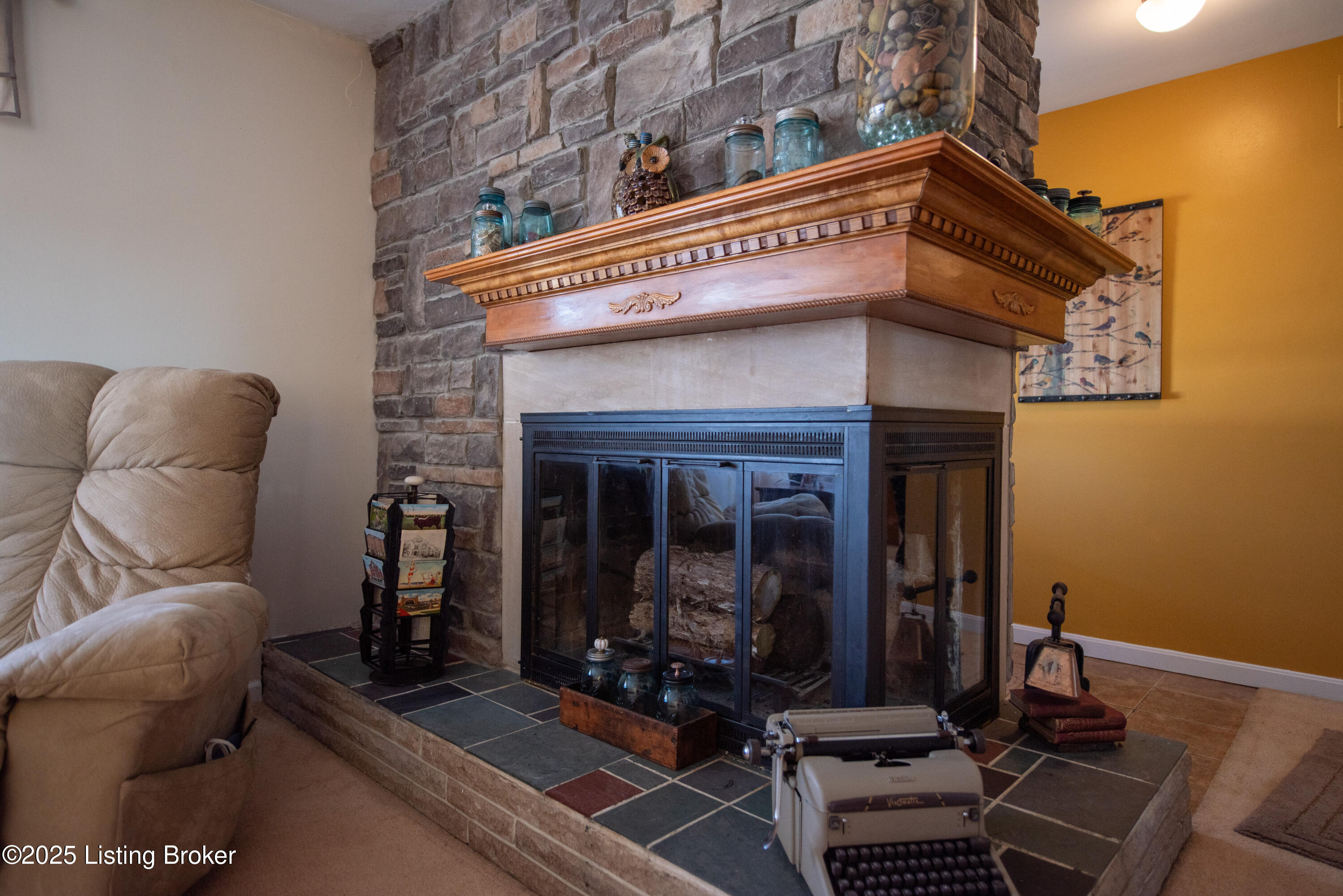 29 Walnut Hall Dr Property Photo 14