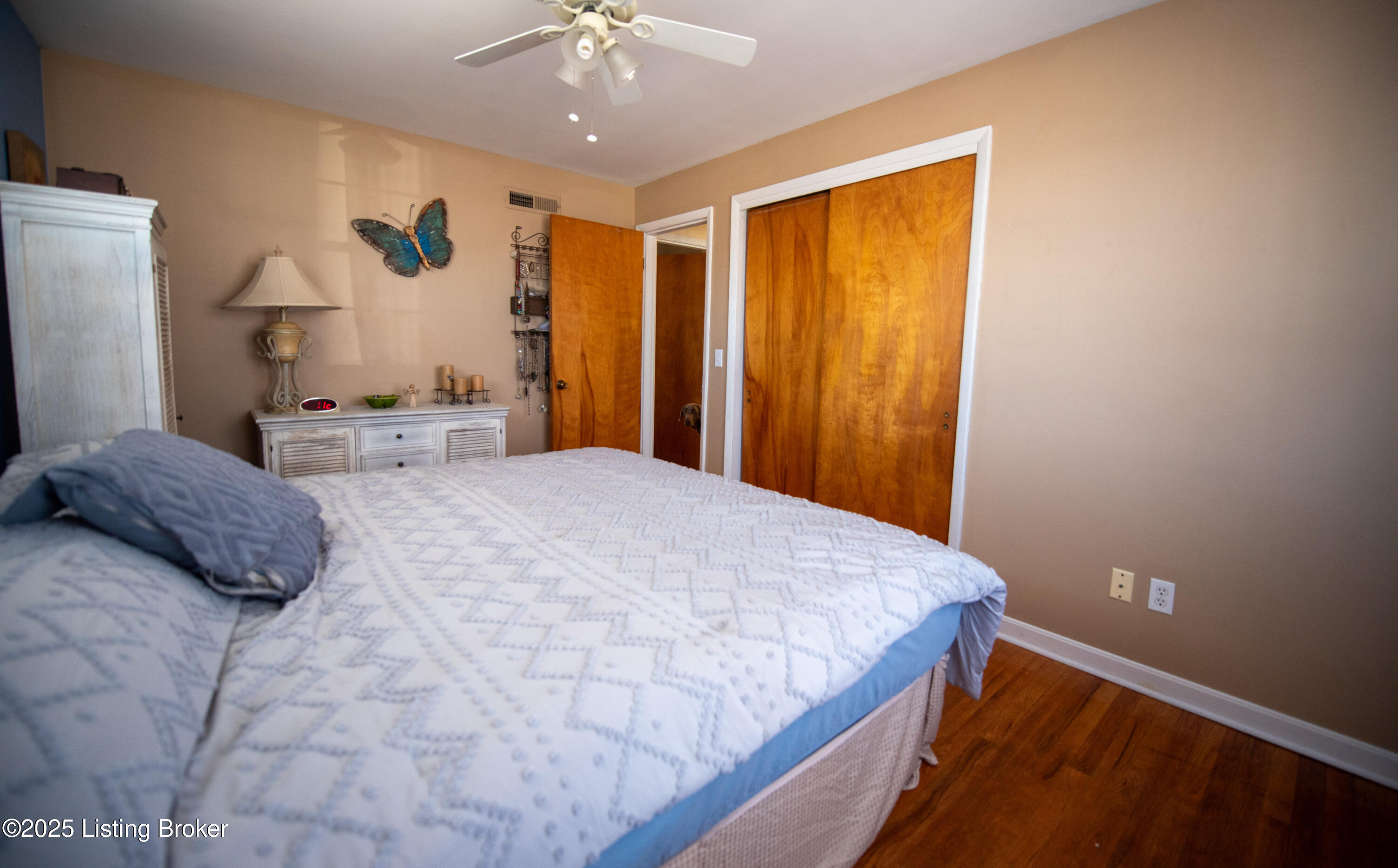 29 Walnut Hall Dr Property Photo 16