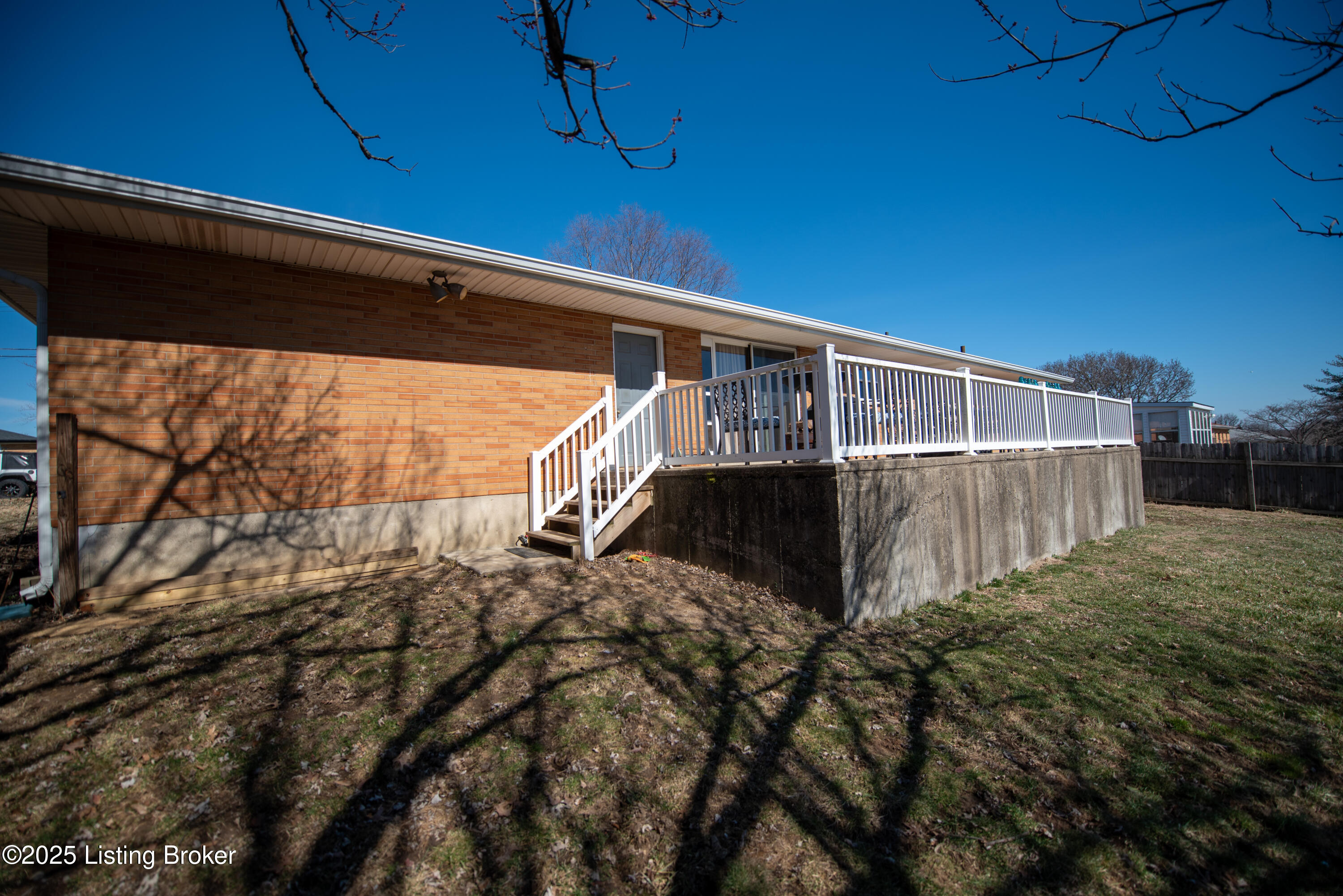 29 Walnut Hall Dr Property Photo 37