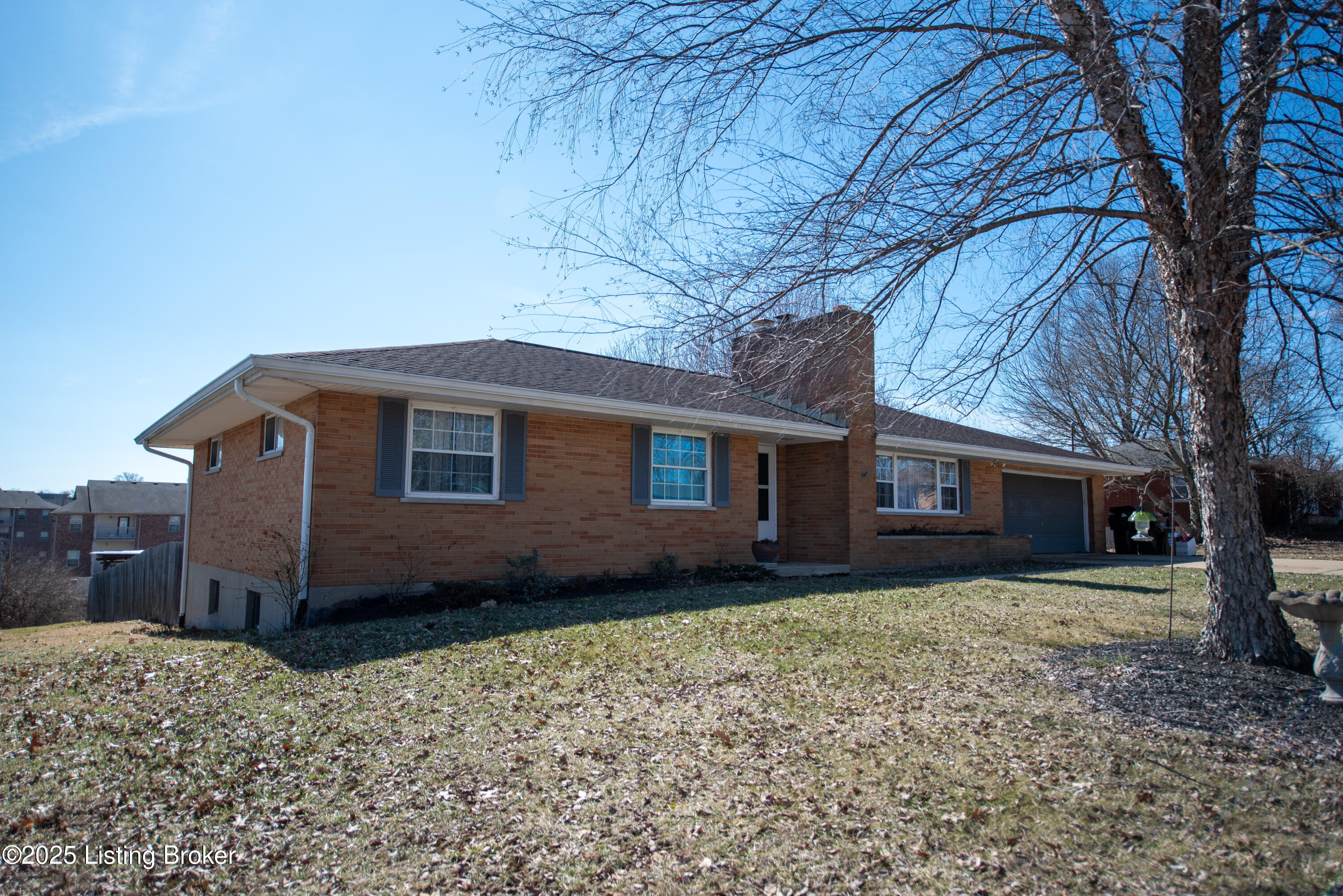 29 Walnut Hall Dr Property Photo 41