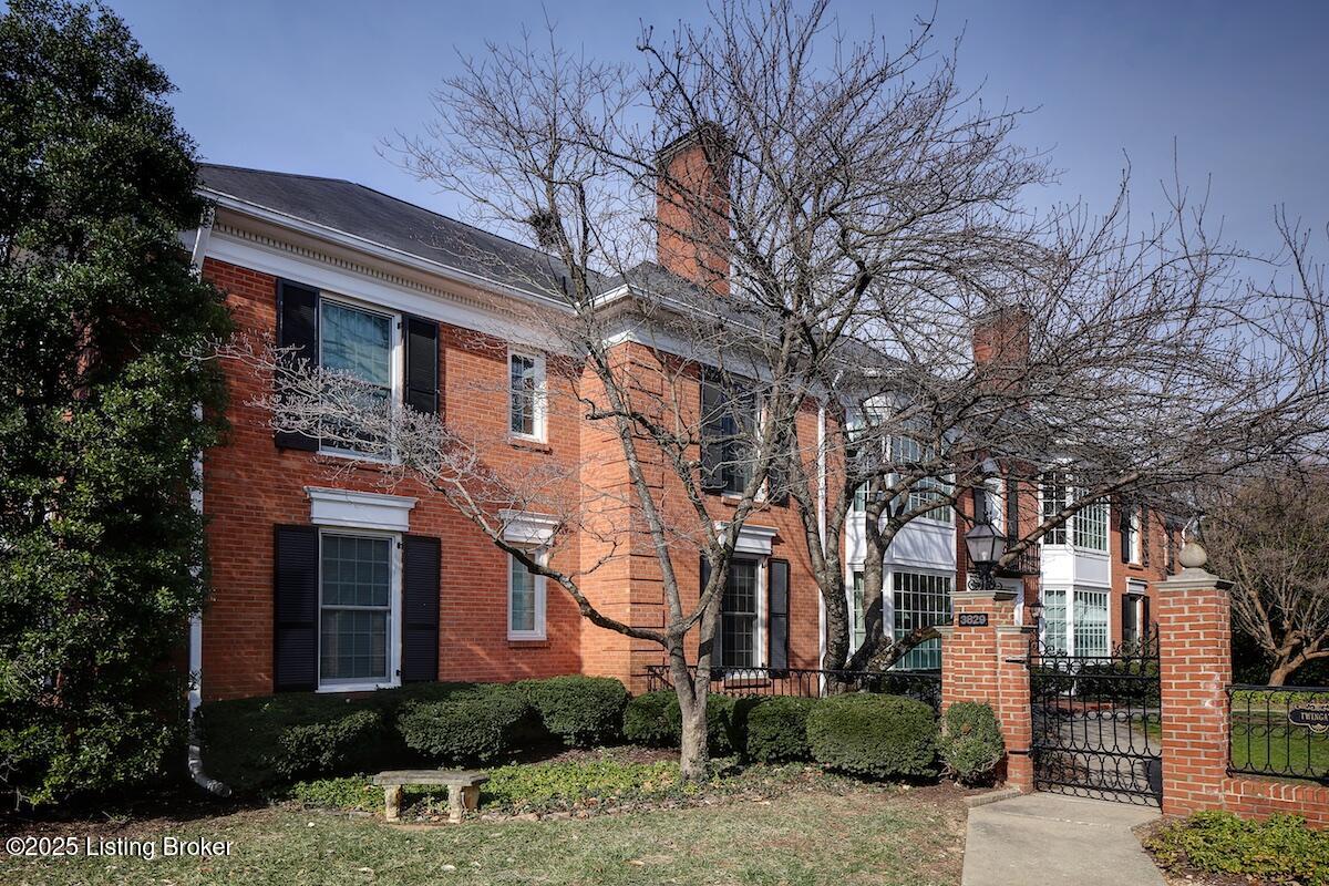 3829 Washington Square, 2 Property Photo 1