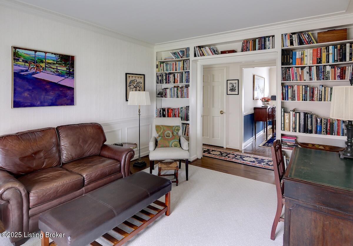 3829 Washington Square, 2 Property Photo 17