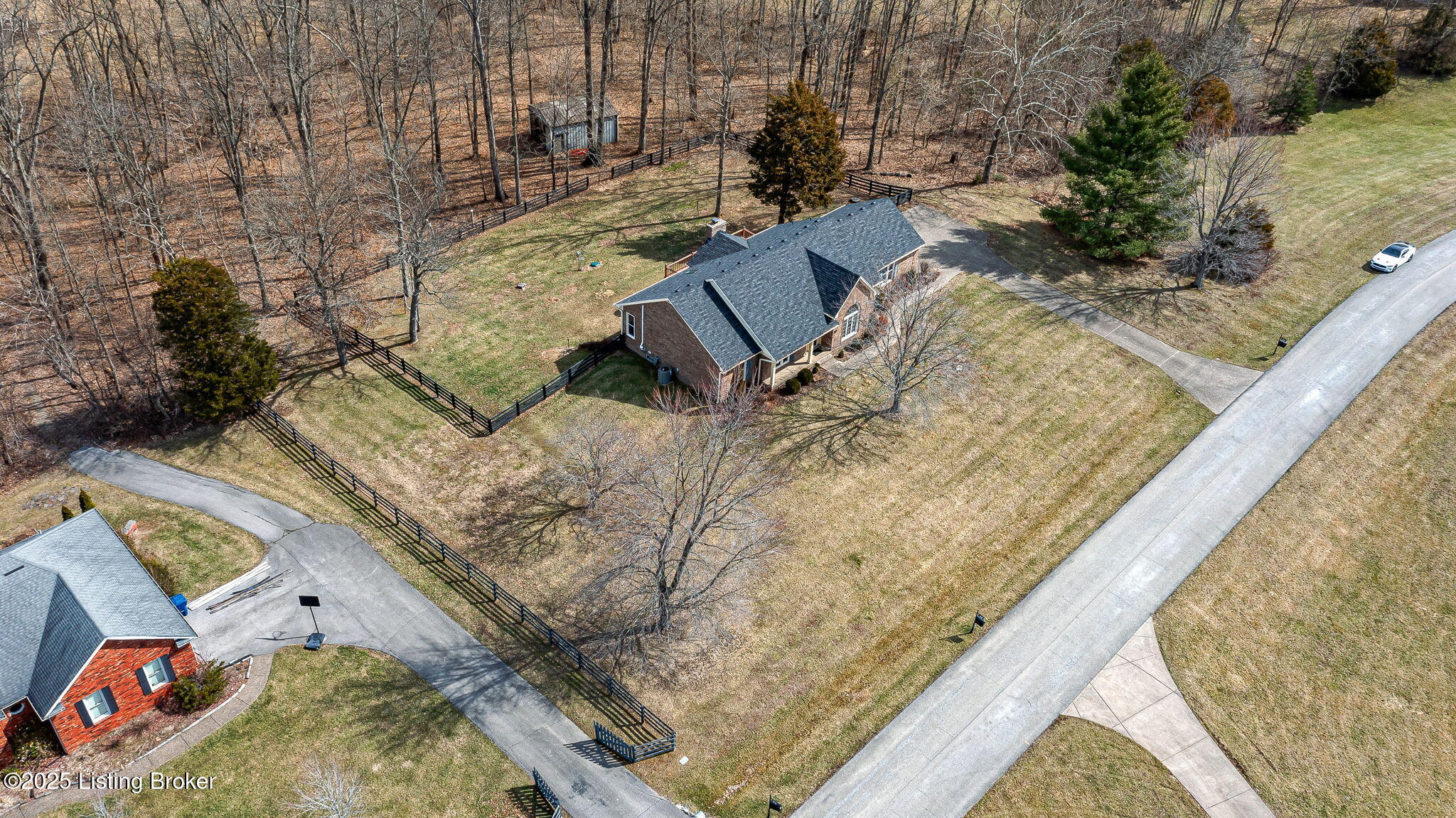 4640 Grand Dell Dr Property Photo 42