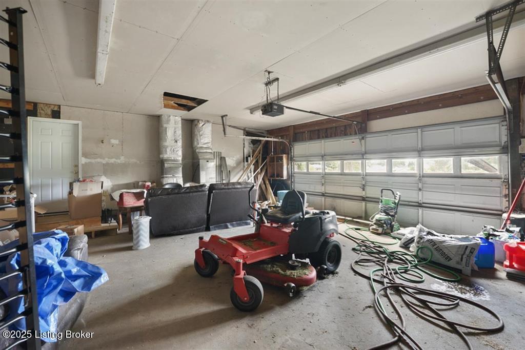 663 Bishop Rd Property Photo 2