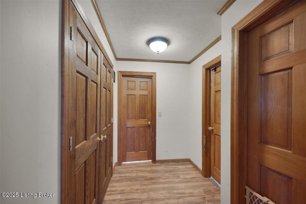 663 Bishop Rd Property Photo 4