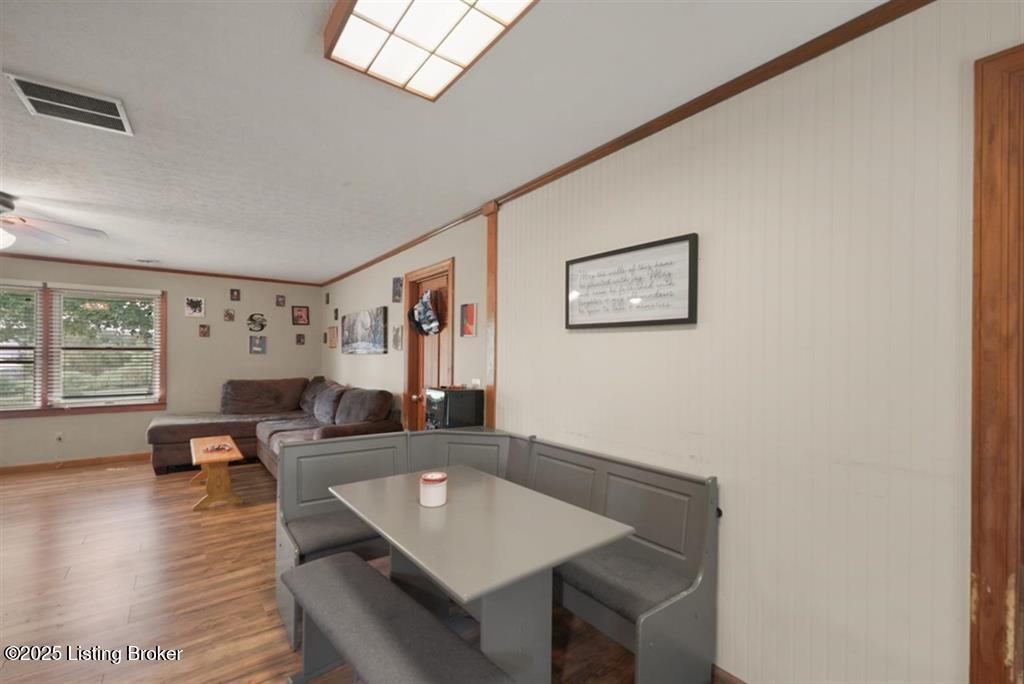 663 Bishop Rd Property Photo 5