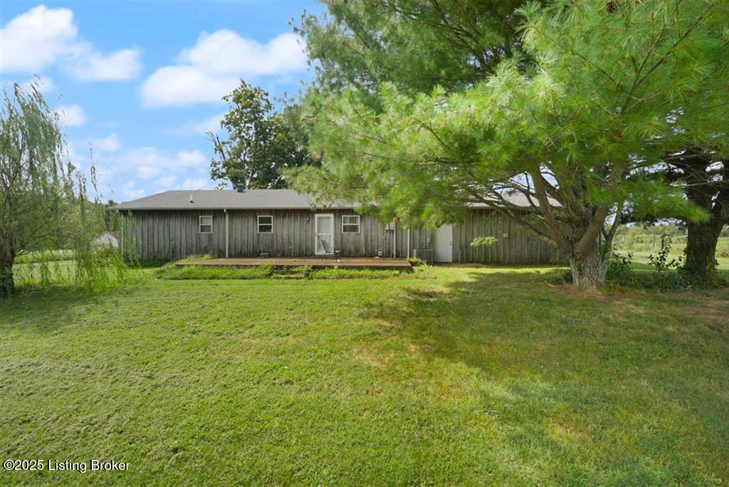 663 Bishop Rd Property Photo 13