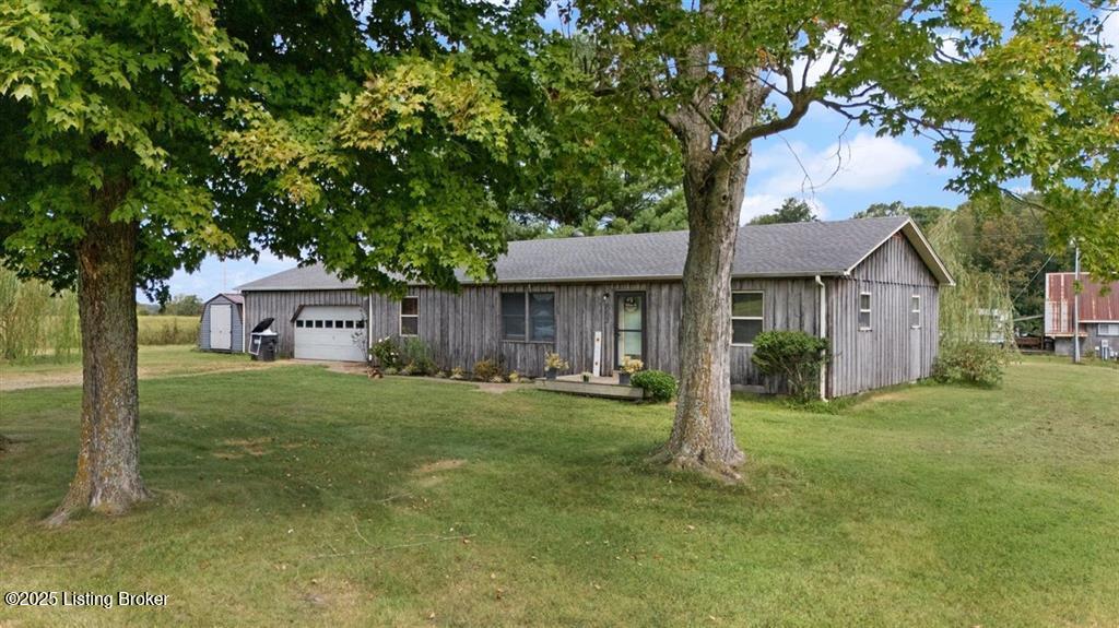 663 Bishop Rd Property Photo 15
