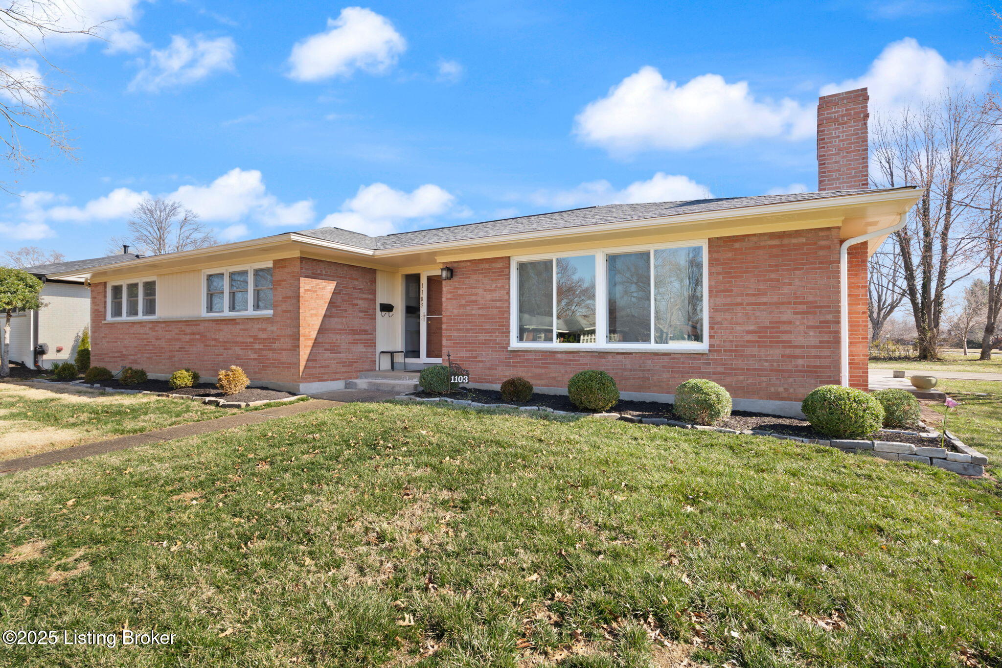 1103 Ridge Line Dr Property Photo
