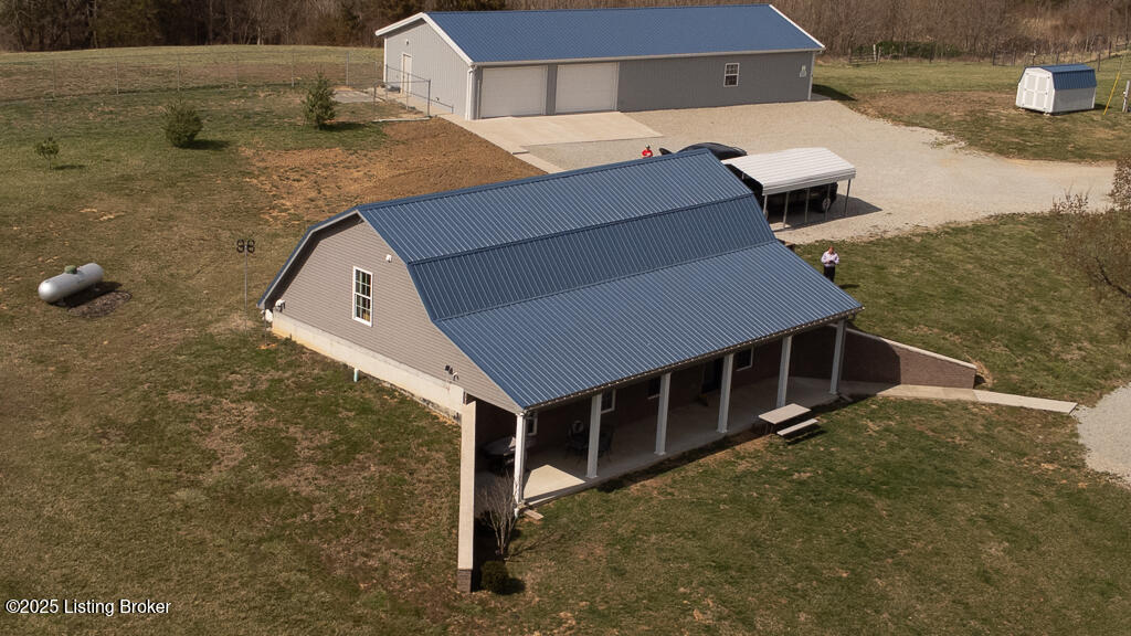 1885 Ashes Creek Rd Property Photo