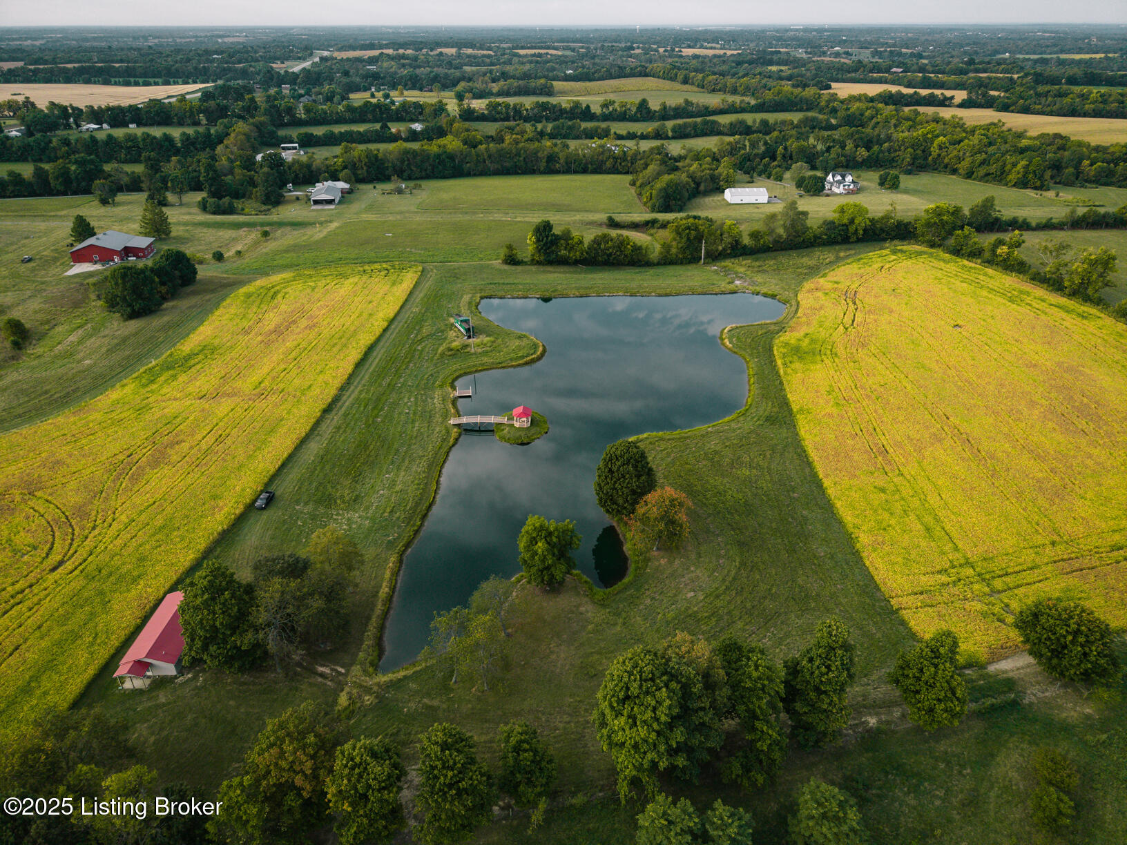 5976 Eminence Pike Property Photo 6